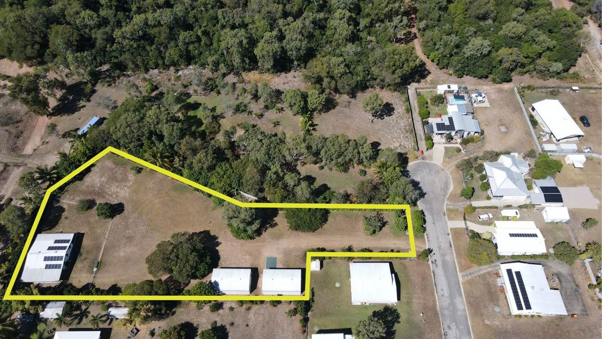 13 Mistletoe Street, Forrest Beach For Sale by Farmbuy.com - image 21