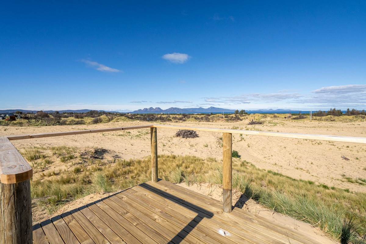 711 Dolphin Sands Road, Dolphin Sands For Sale by Farmbuy.com - image 11