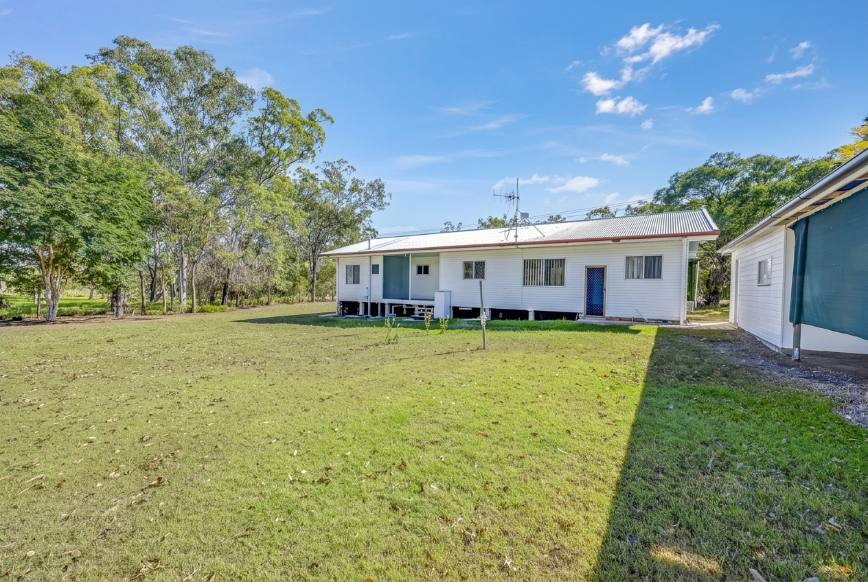2 Low Street, Kensington For Sale by Farmbuy.com - image 18