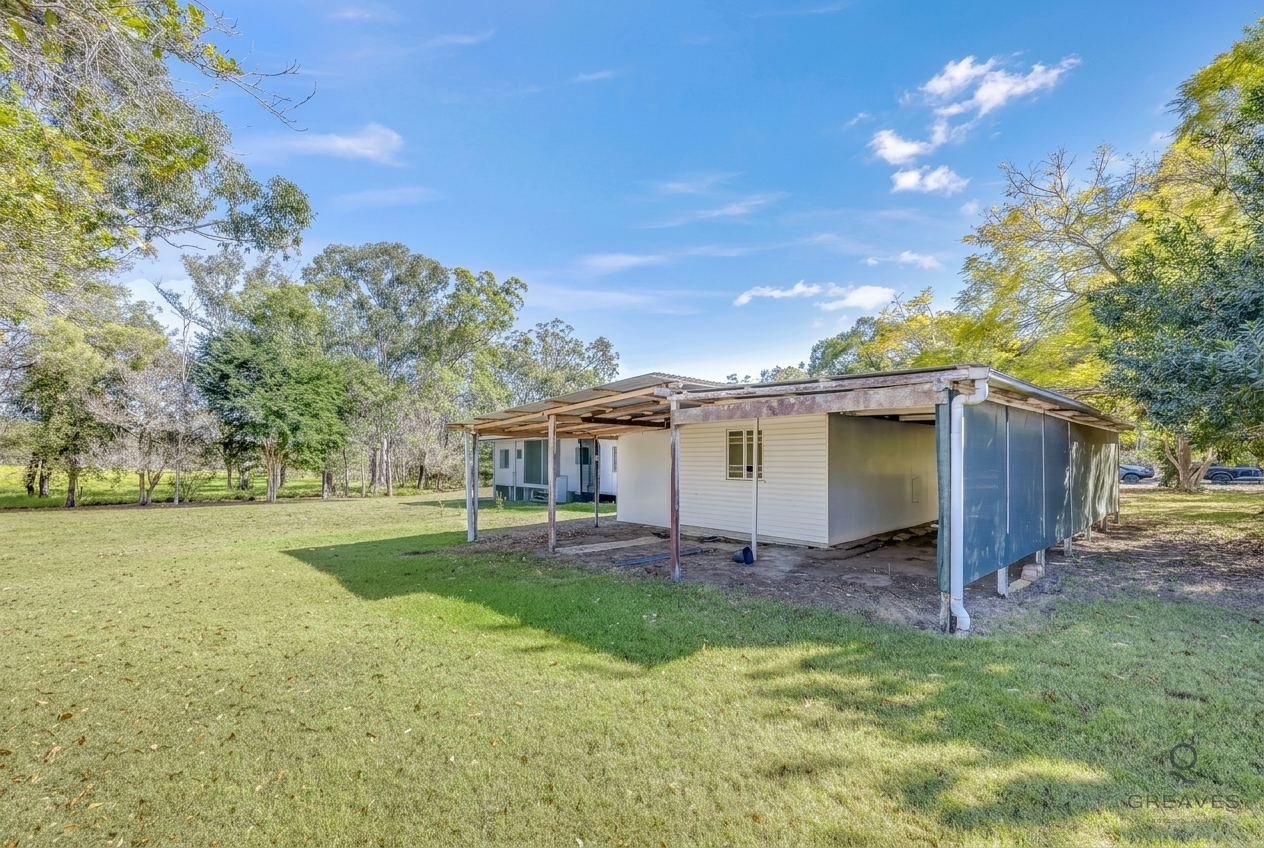2 Low Street, Kensington For Sale by Farmbuy.com - image 16