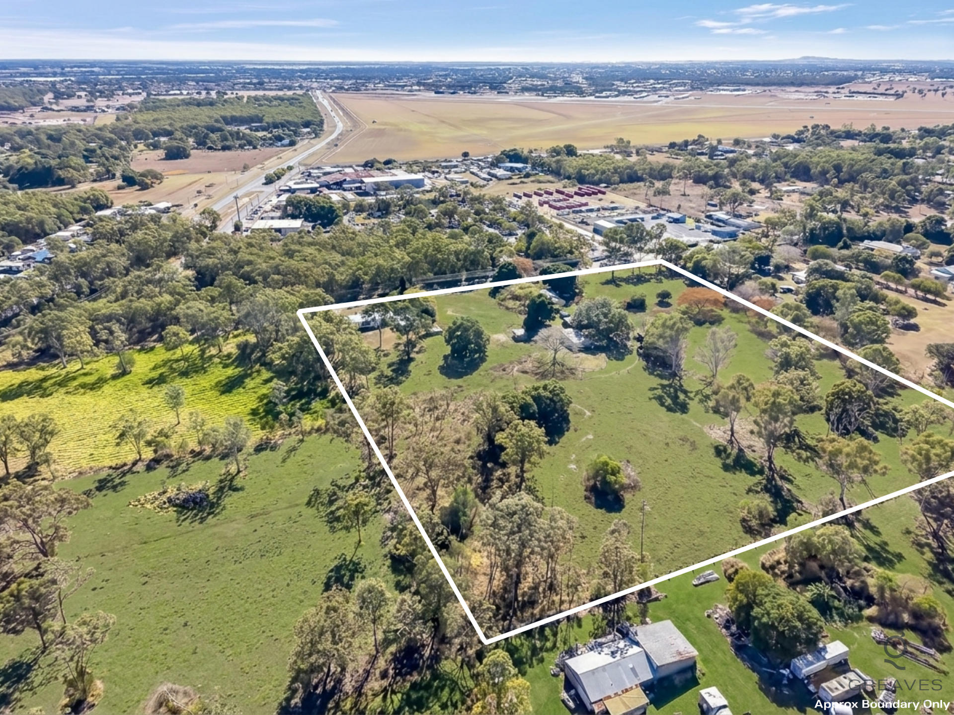 2 Low Street, Kensington For Sale by Farmbuy.com - image 22