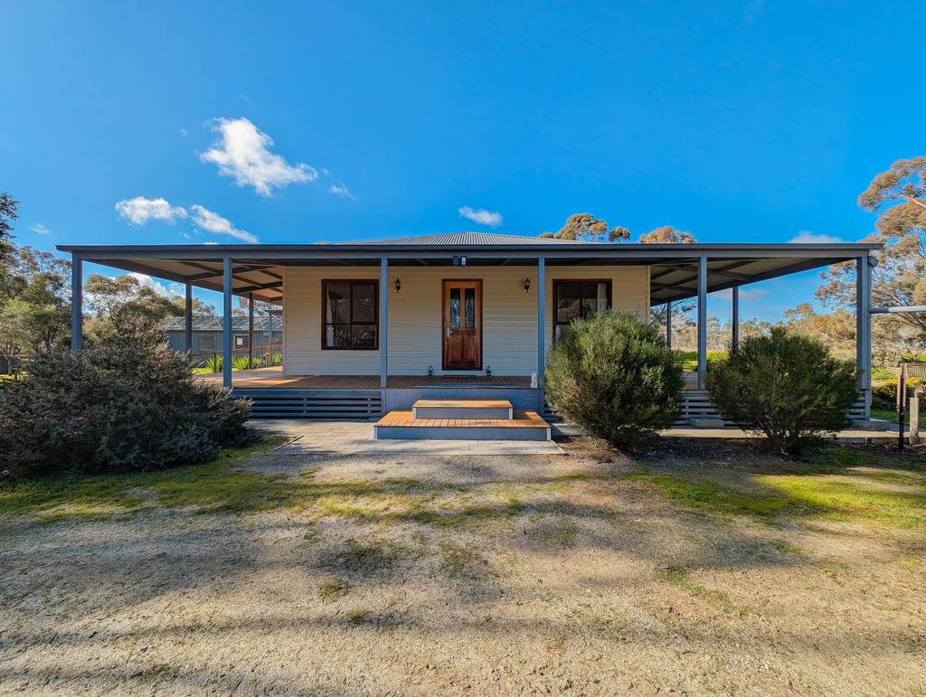 1129 Appin South Road, Appin South VIC 3579