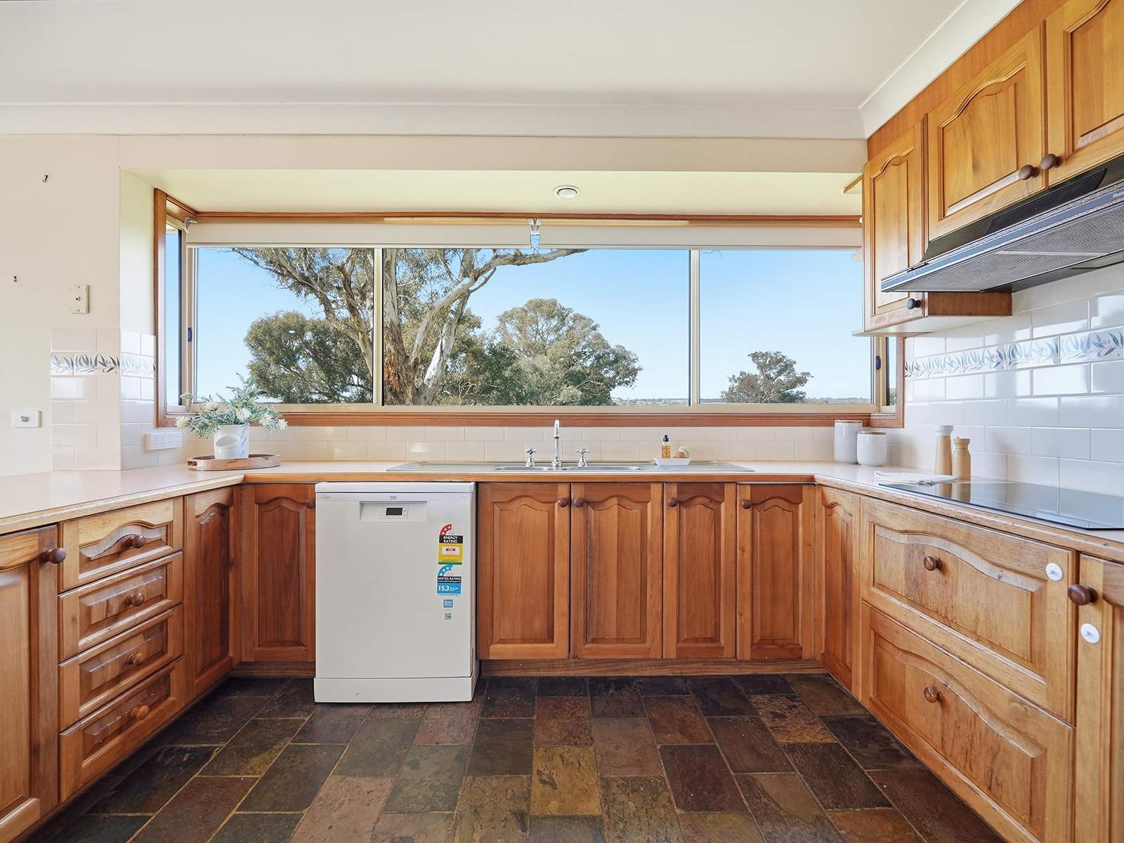 'Kildara Homestead' 1093 Mitchell Highway, Orange Auction by Farmbuy.com - image 6
