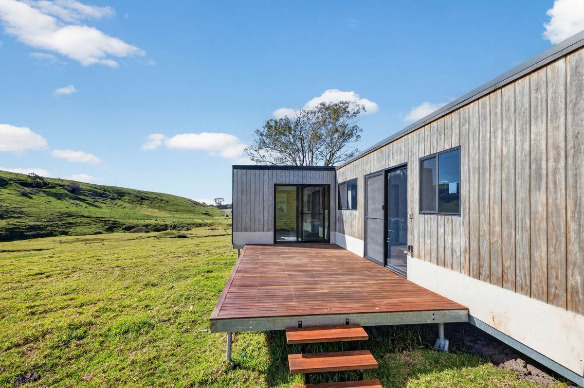43 Butler Street, Seaton For Sale by Farmbuy.com - image 1