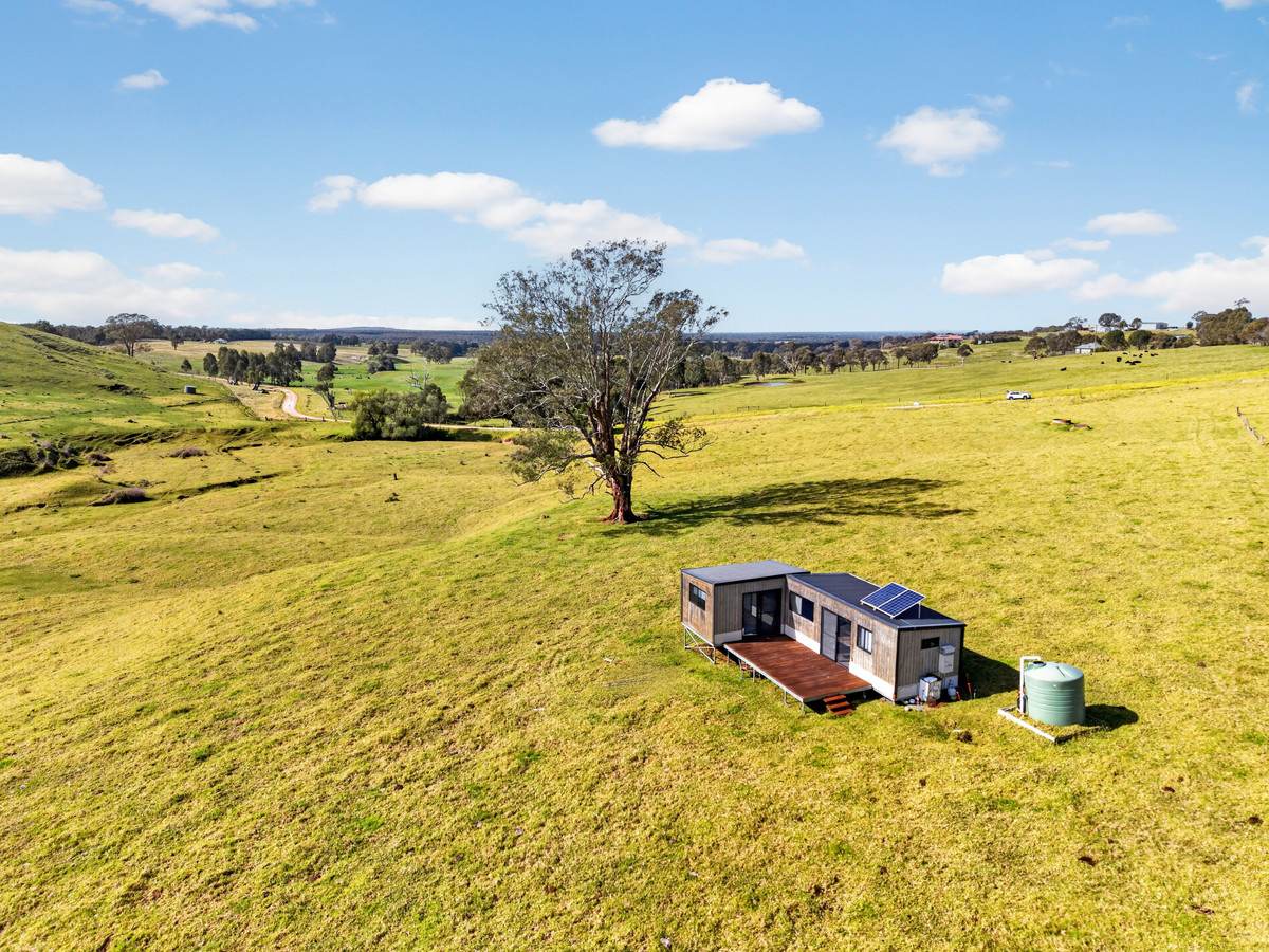 43 Butler Street, Seaton For Sale by Farmbuy.com - image 2