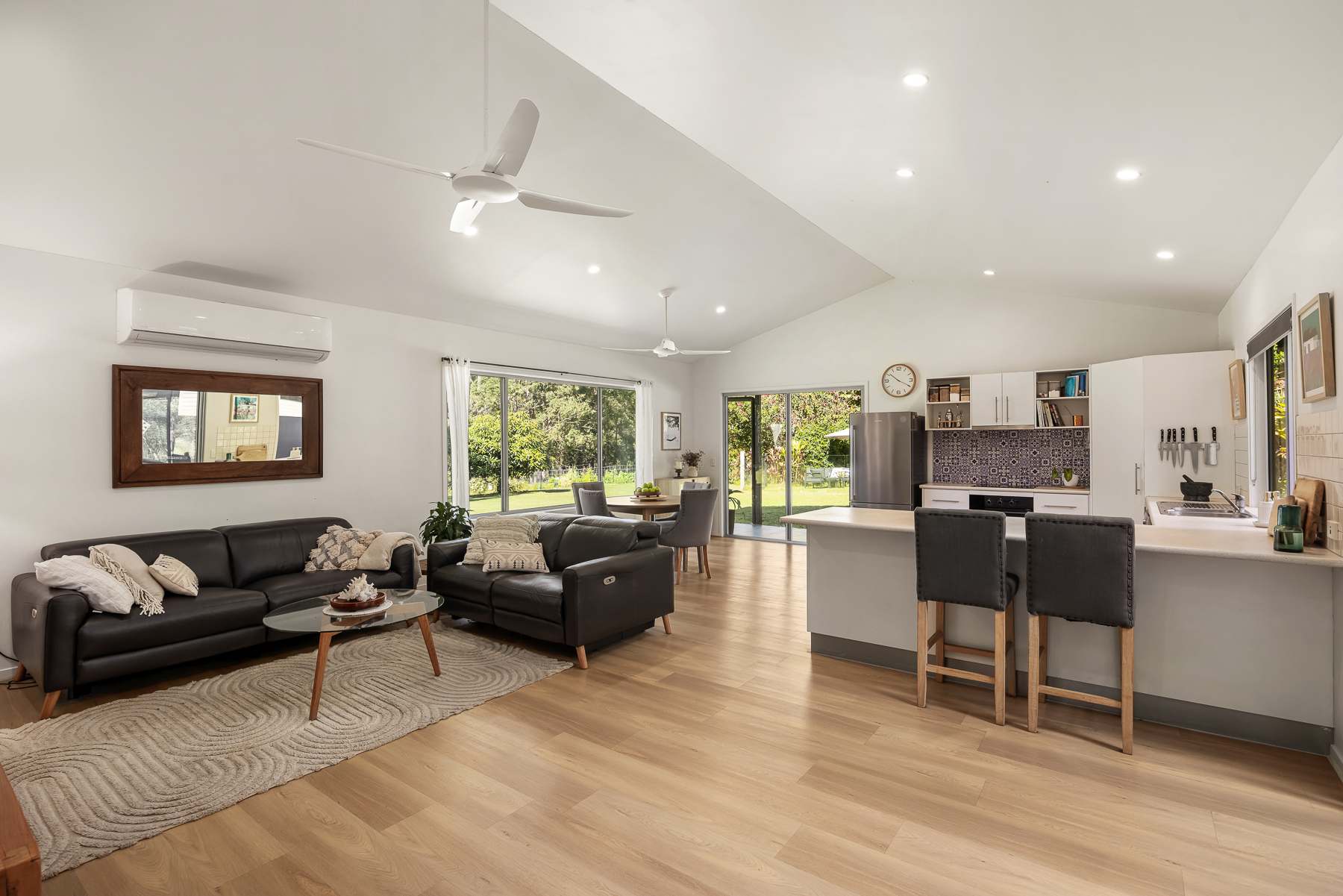 27 Limetree Lane, Pomona For Sale by Farmbuy.com - image 3
