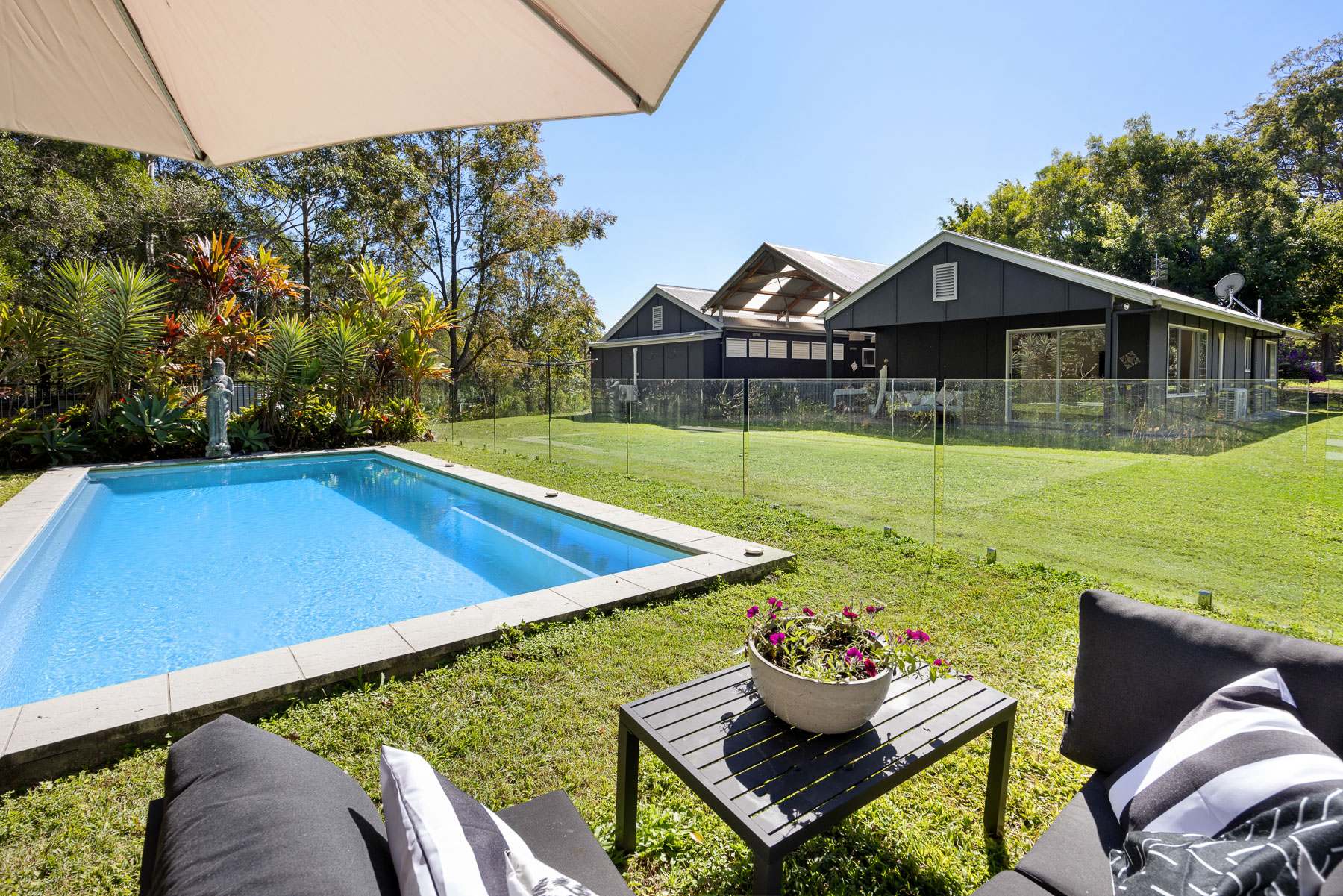 27 Limetree Lane, Pomona For Sale by Farmbuy.com - image 1