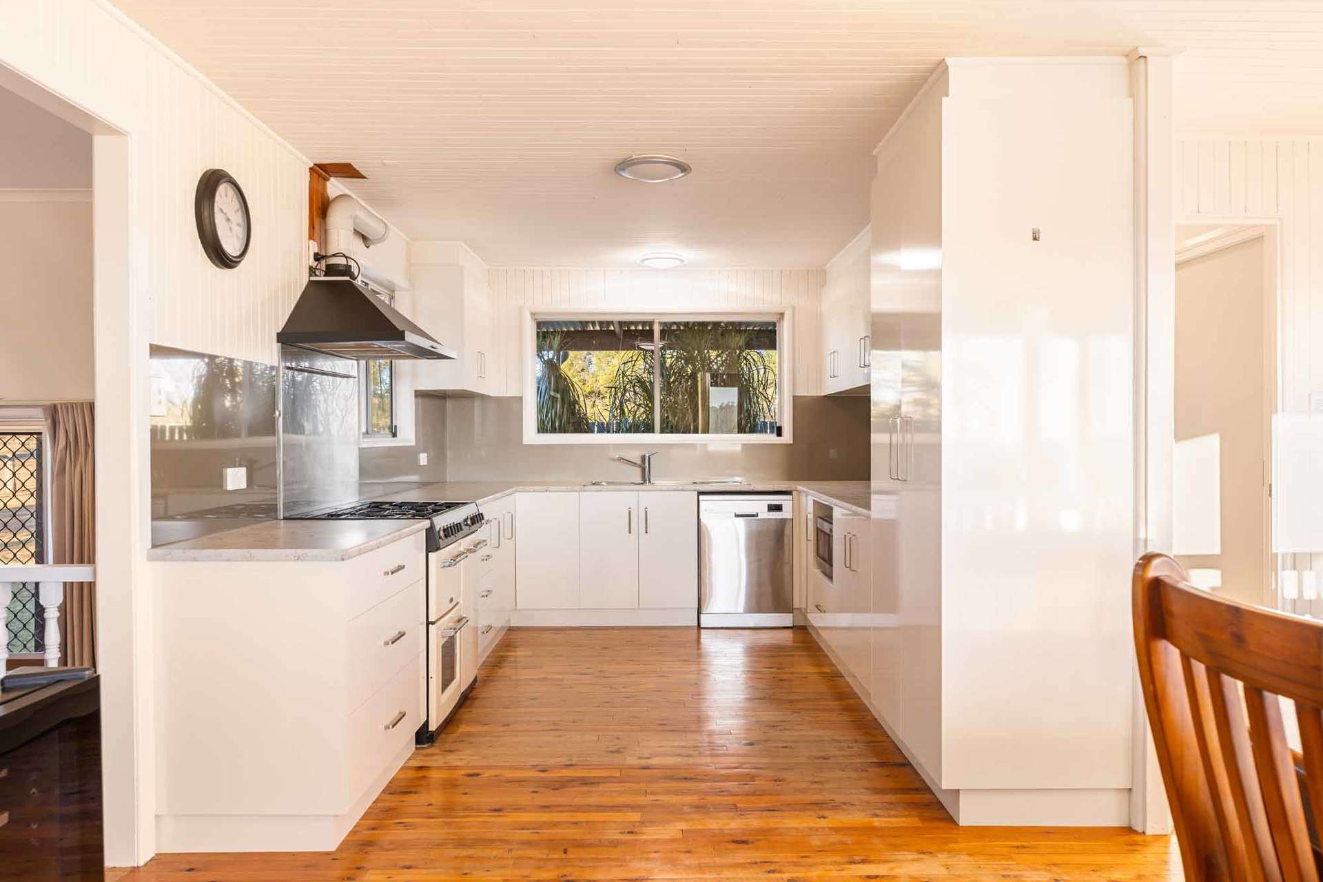 34 Lipp Road, East Greenmount For Sale by Farmbuy.com - image 3
