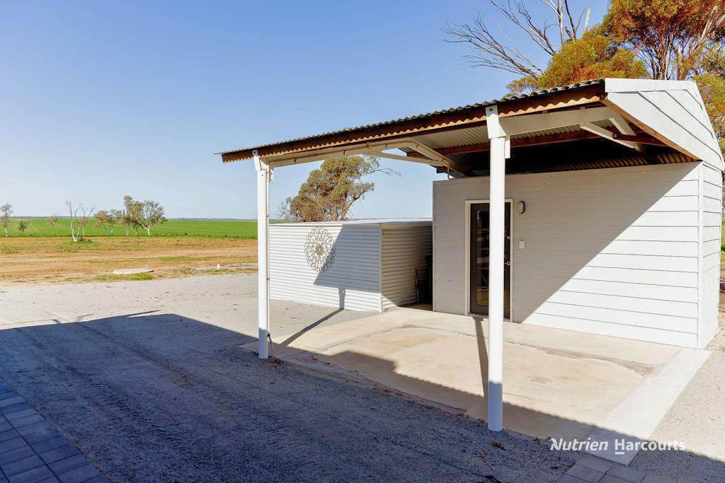 1415 Knungajin-Merredin Road, Nukarni For Sale by Farmbuy.com - image 18