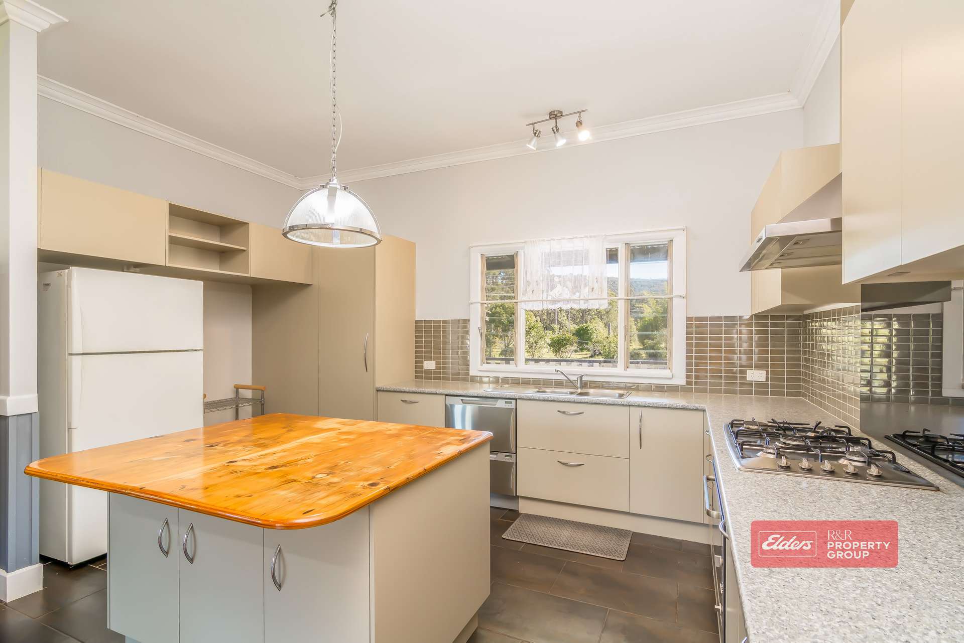 20 Squires Hill Road, Boolambayte For Sale by Farmbuy.com - image 8