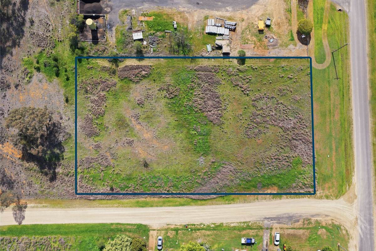 80 Walton Street, Boggabri For Sale by Farmbuy.com - image 2