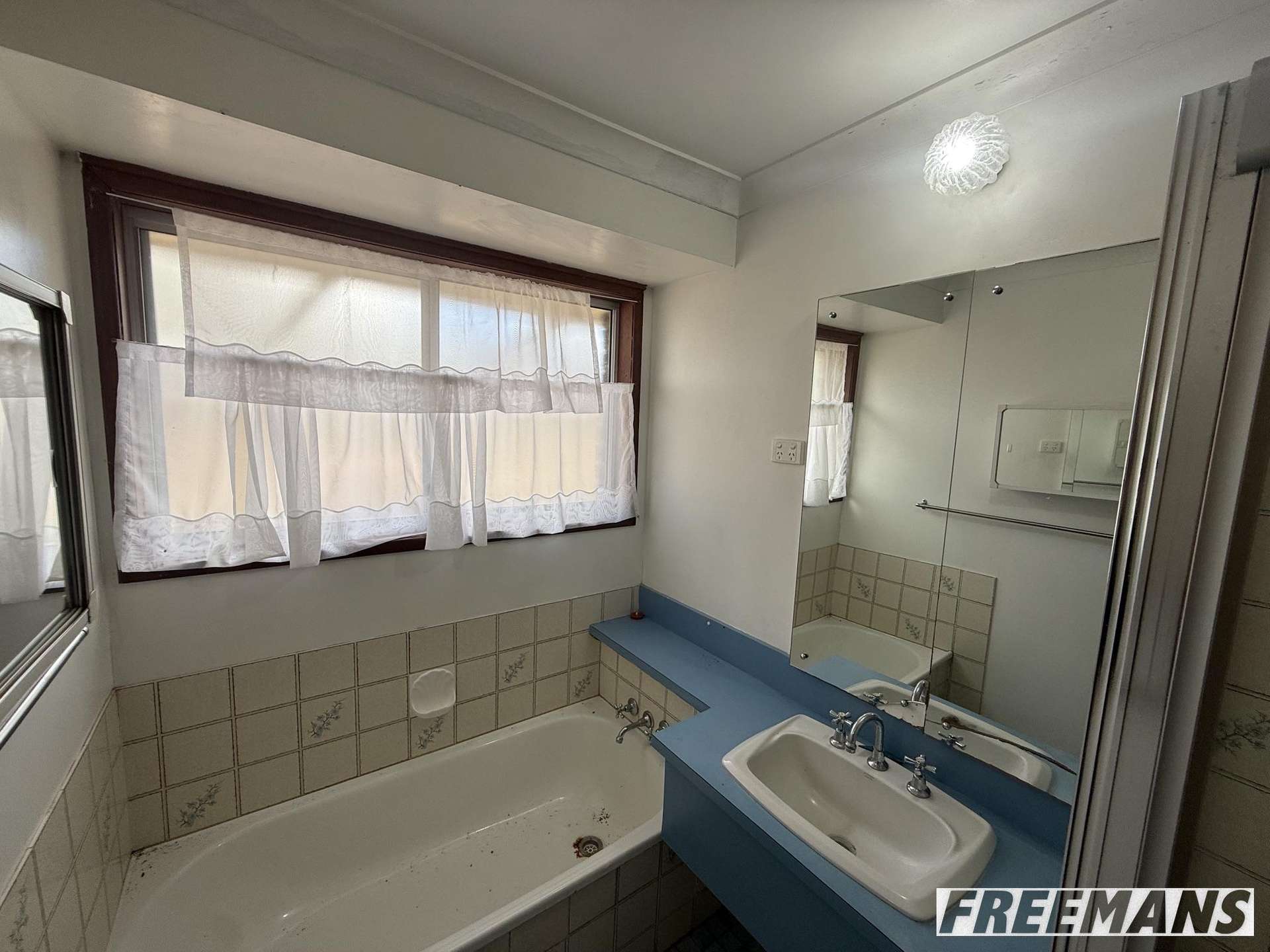 28 George Street, Nanango For Sale by Farmbuy.com - image 17