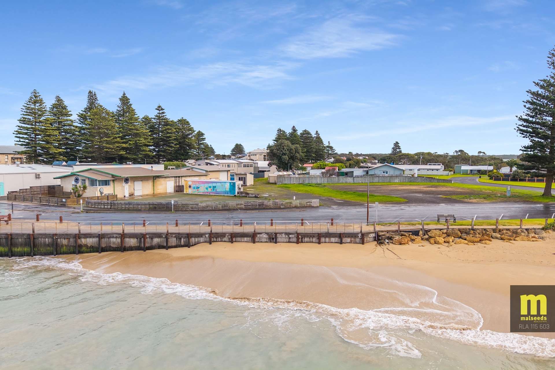 7 & 9 Beach Road, Beachport For Sale by Farmbuy.com - image 7