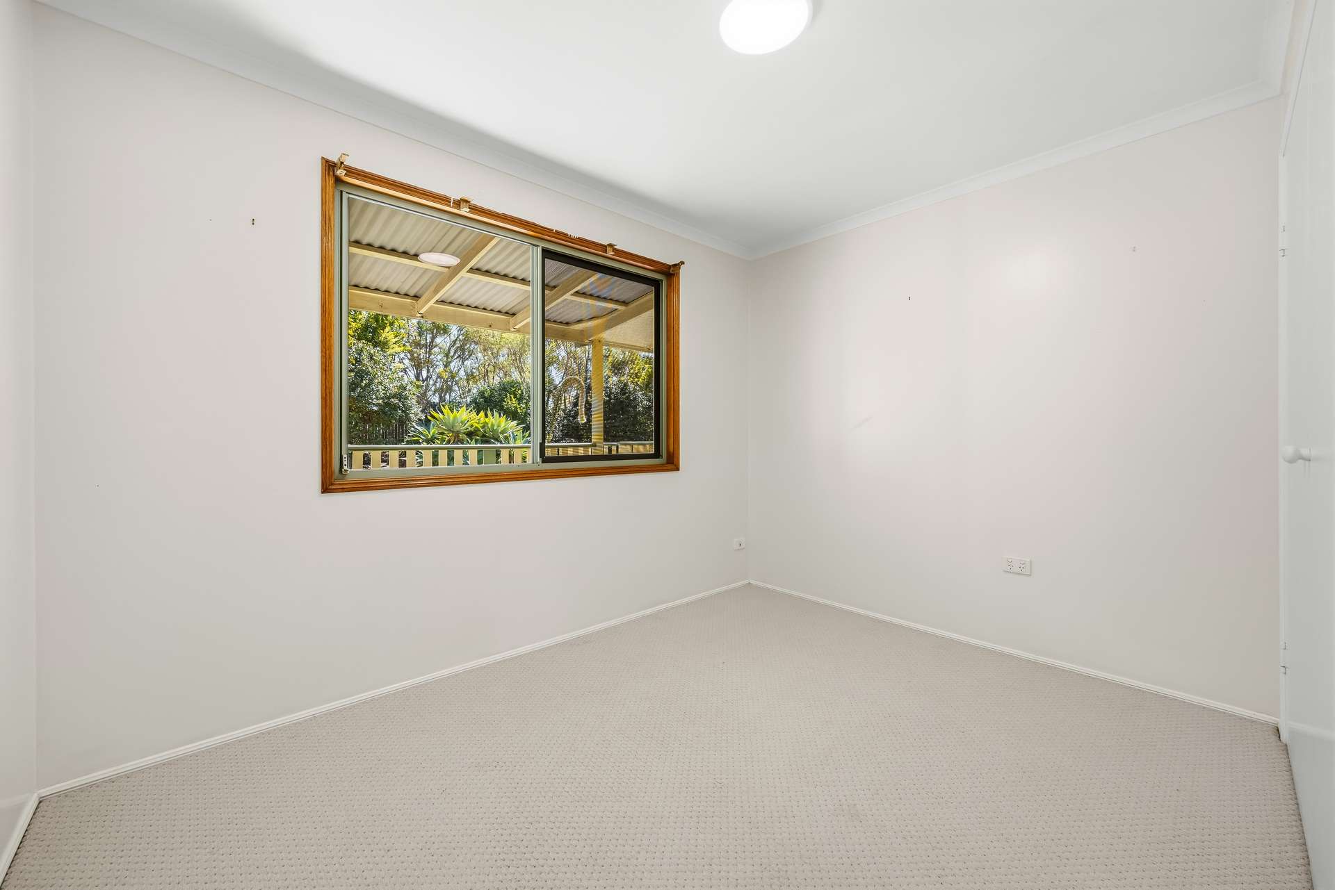 24 Lorikeet Drive, Tamaree For Sale by Farmbuy.com - image 22