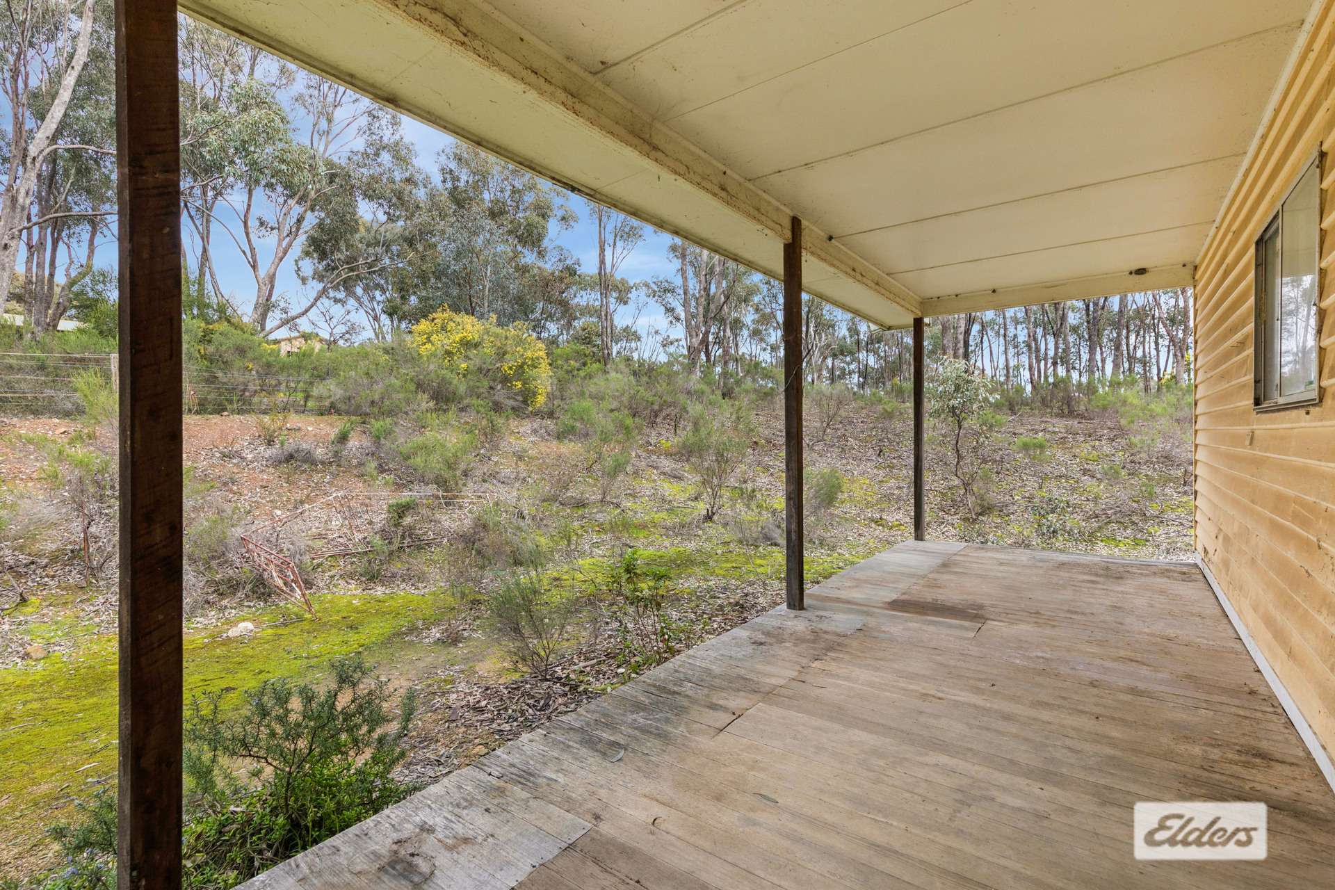 1 Grumont Street, Castlemaine For Sale by Farmbuy.com - image 8