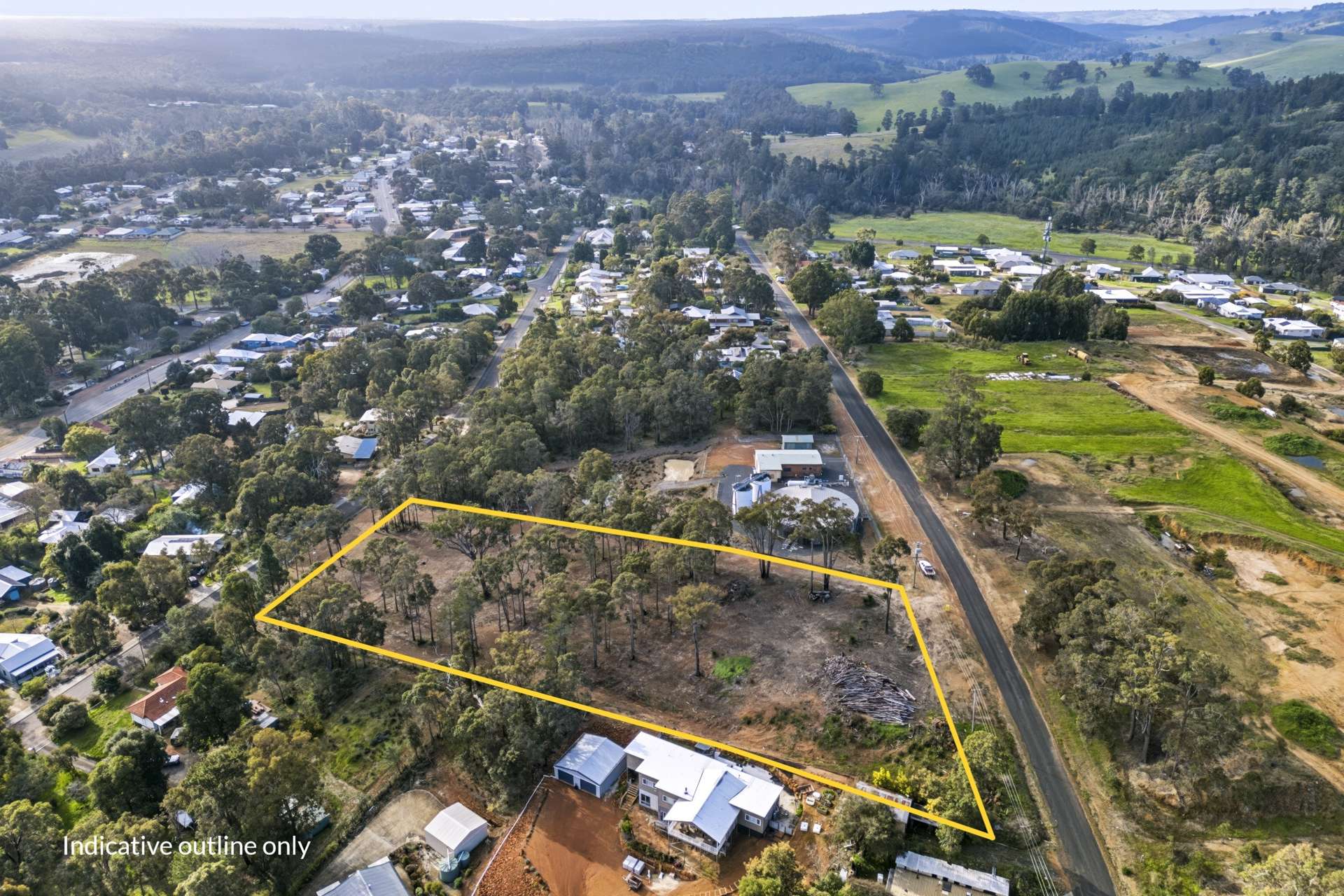 51 Carey Street, Nannup For Sale by Farmbuy.com - image 2