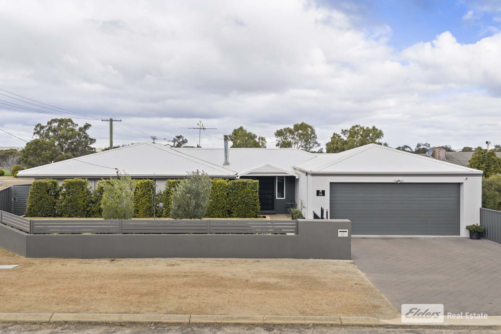 52 Omdurman Street, Wagin For Sale by Farmbuy.com - image 1