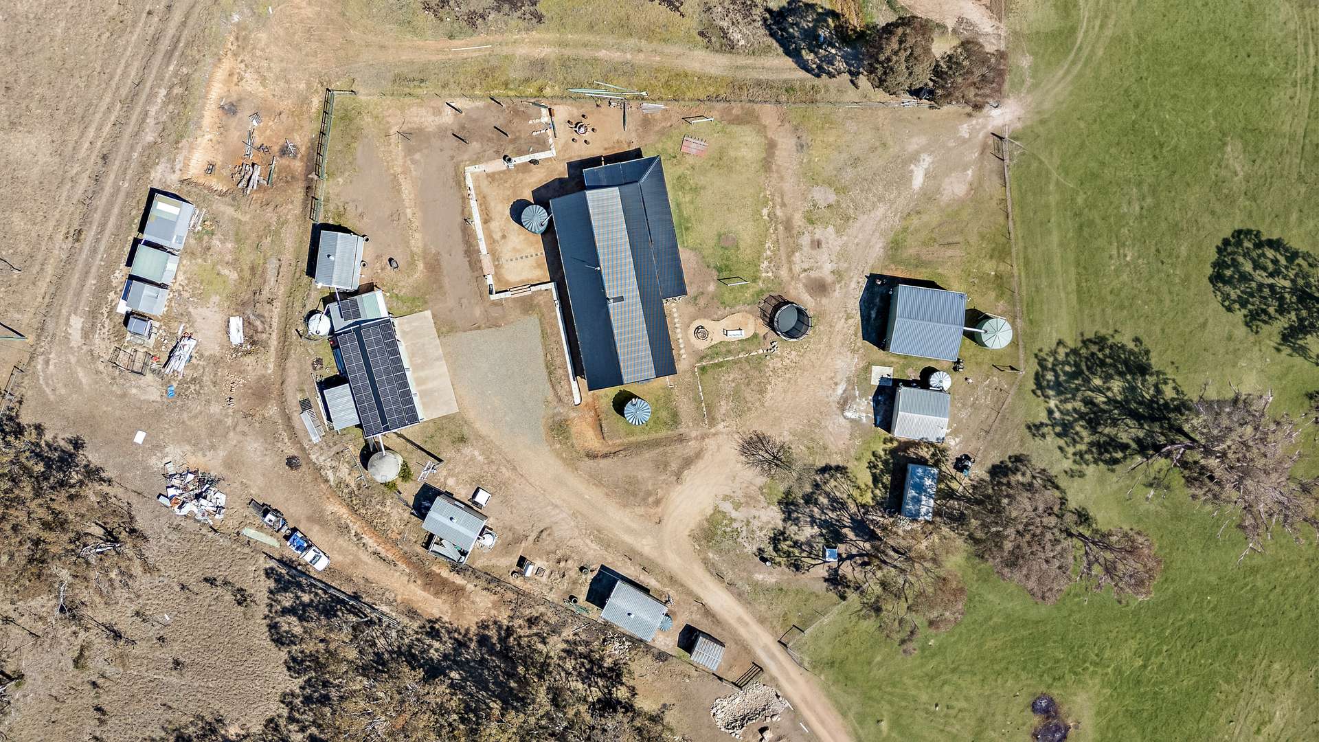 945 Bruxner Way, Tenterfield For Sale by Farmbuy.com - image 27