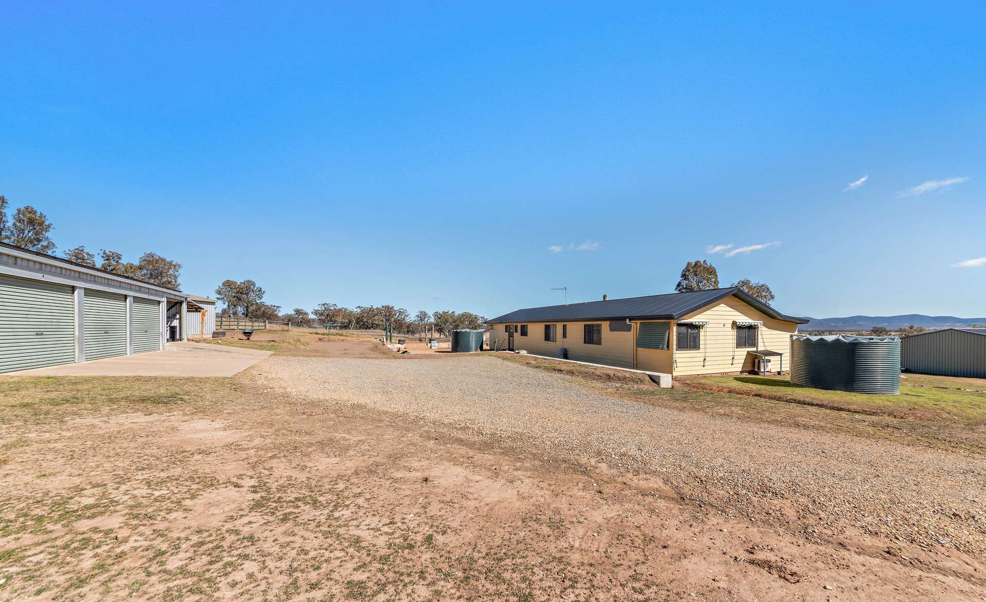 945 Bruxner Way, Tenterfield For Sale by Farmbuy.com - image 21