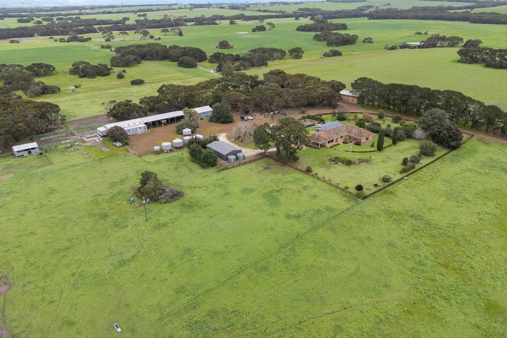 1223 Springs Road, Menzies SA 5223