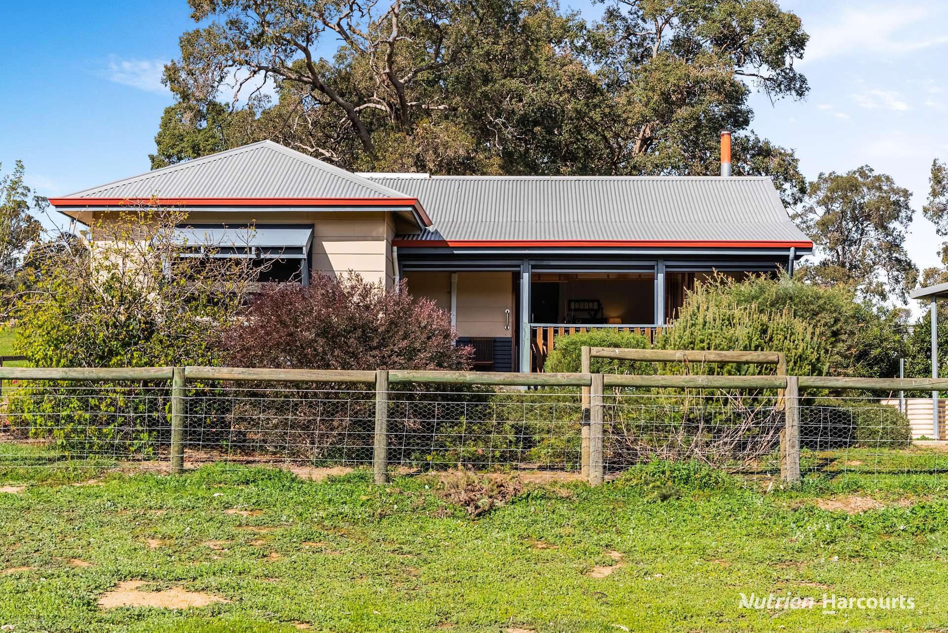 305 Days Road, Crossman For Sale by Farmbuy.com - image 4