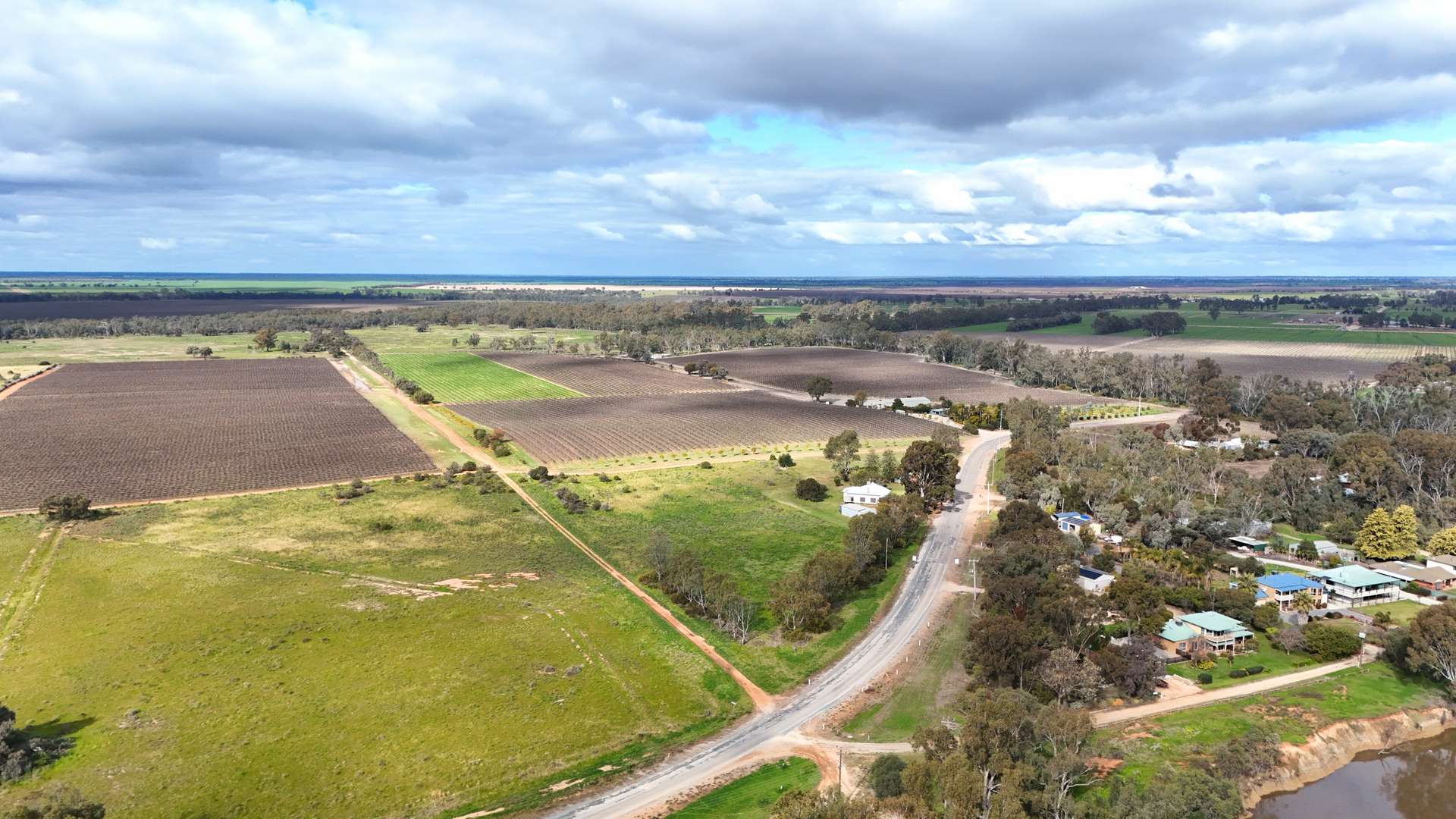 Lot 6, & Lot 7 Koraleigh Road, Tooleybuc For Sale by Farmbuy.com - image 6