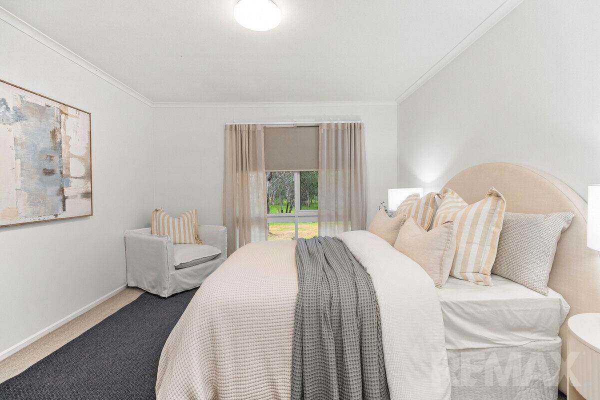 8 Sycamore Road, Lake Albert For Sale by Farmbuy.com - image 16