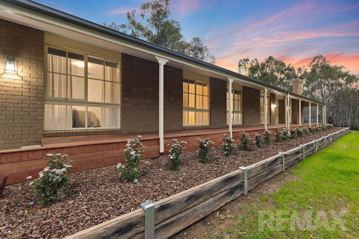 8 Sycamore Road, Lake Albert For Sale by Farmbuy.com - image 23