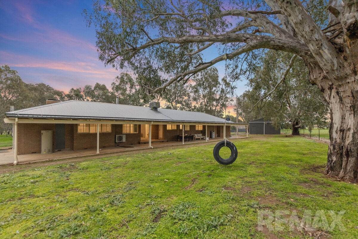 8 Sycamore Road, Lake Albert For Sale by Farmbuy.com - image 20