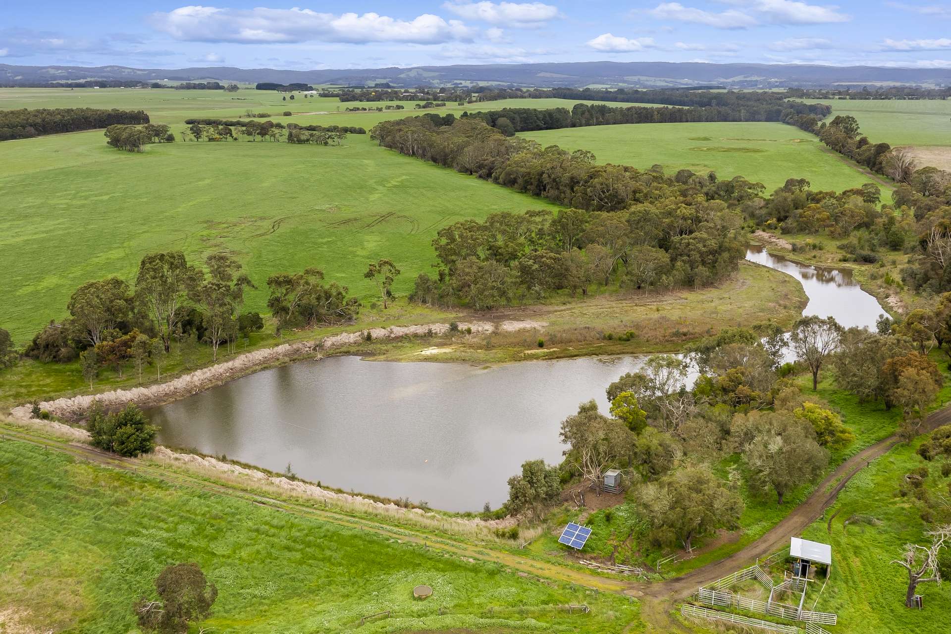470 Rifle Butts Road, Birregurra For Sale by Farmbuy.com - image 9