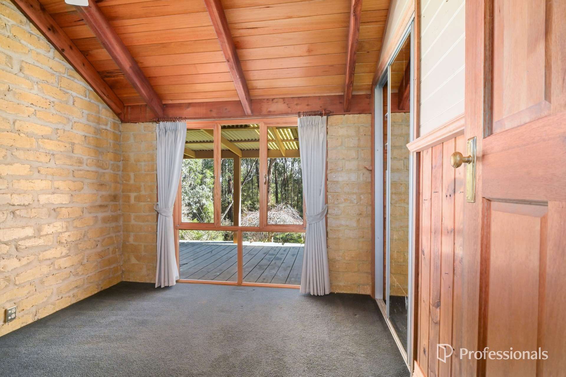 245 Milners Road, Launching Place For Sale by Farmbuy.com - image 24