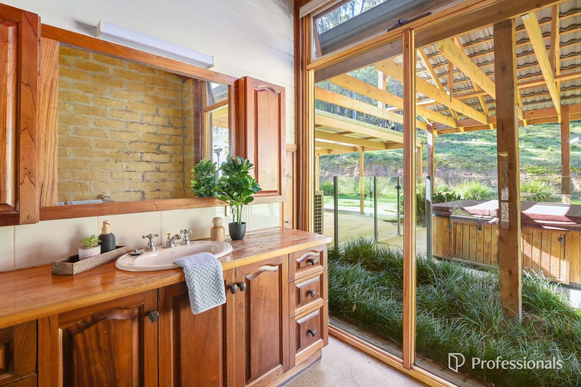 245 Milners Road, Launching Place For Sale by Farmbuy.com - image 21