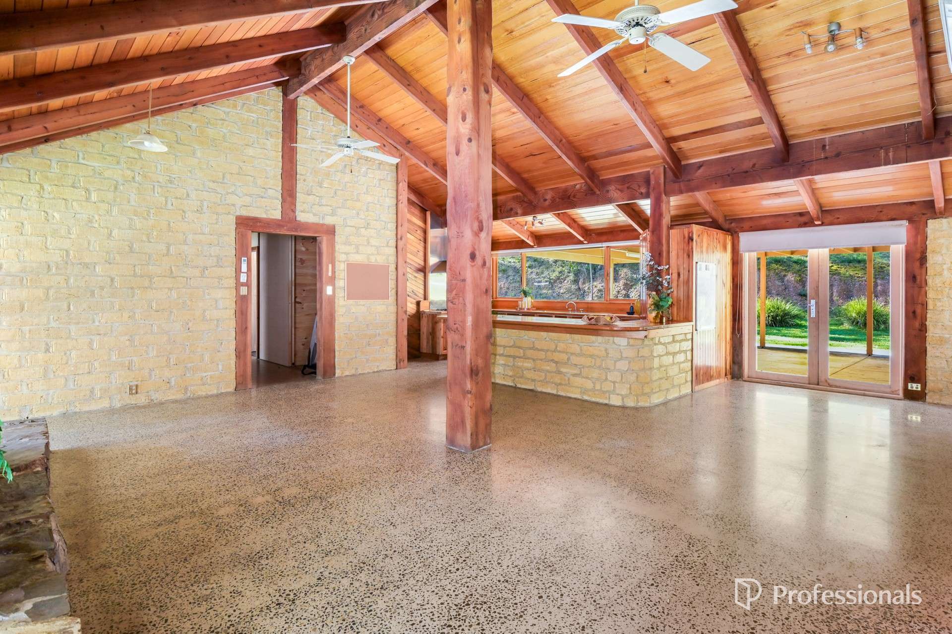 245 Milners Road, Launching Place For Sale by Farmbuy.com - image 8