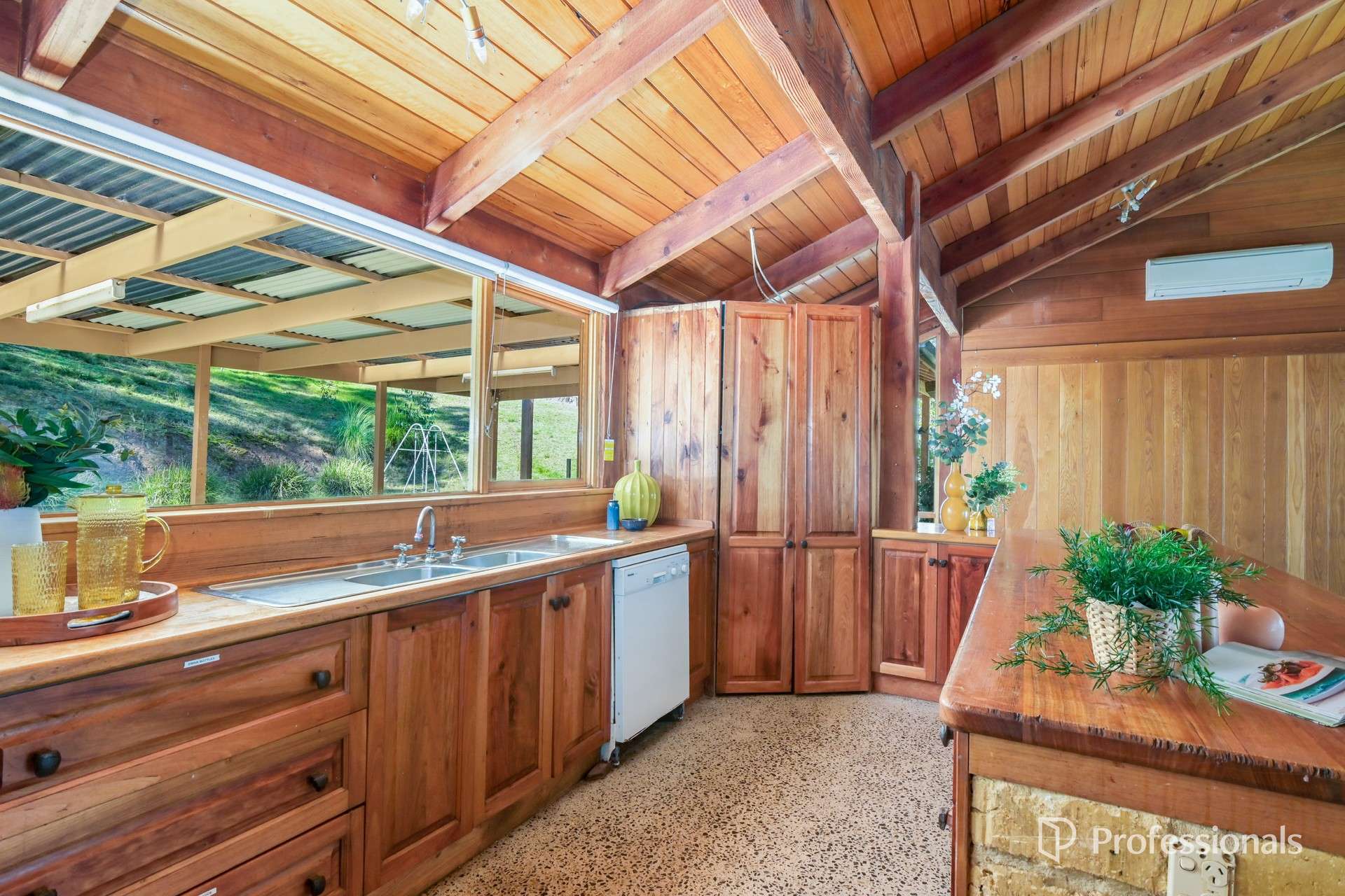 245 Milners Road, Launching Place For Sale by Farmbuy.com - image 4