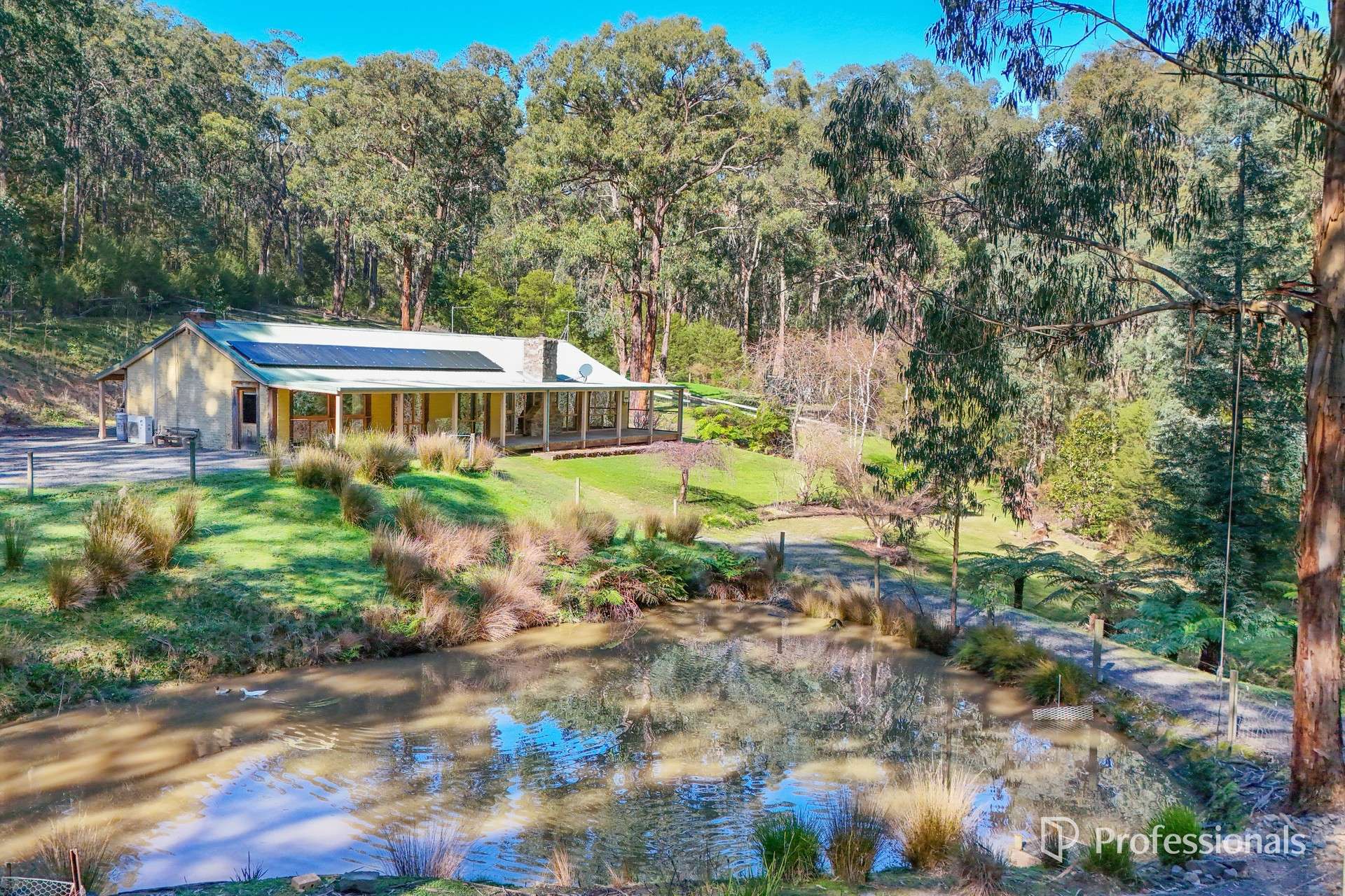 245 Milners Road, Launching Place For Sale by Farmbuy.com - image 1