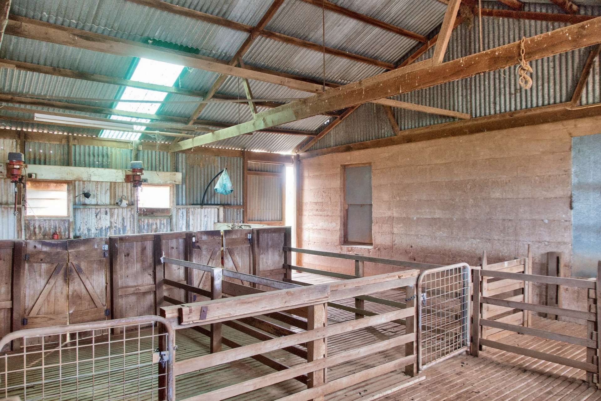'Glen's' Cattle Station Road, Mount Bryan Auction by Farmbuy.com - image 15