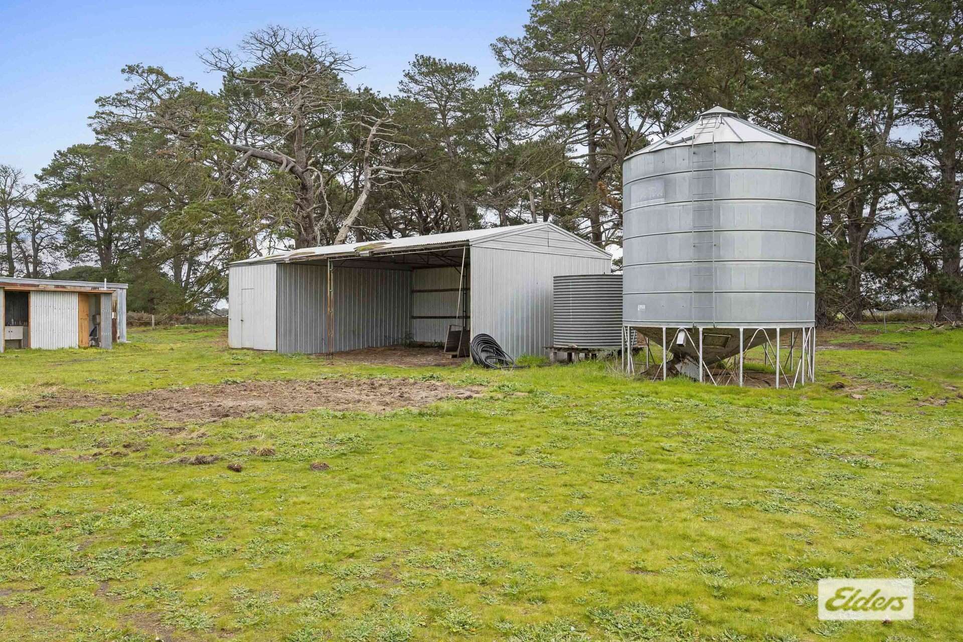 112 Lynches Crossing Road, Bornes Hill For Sale by Farmbuy.com - image 24