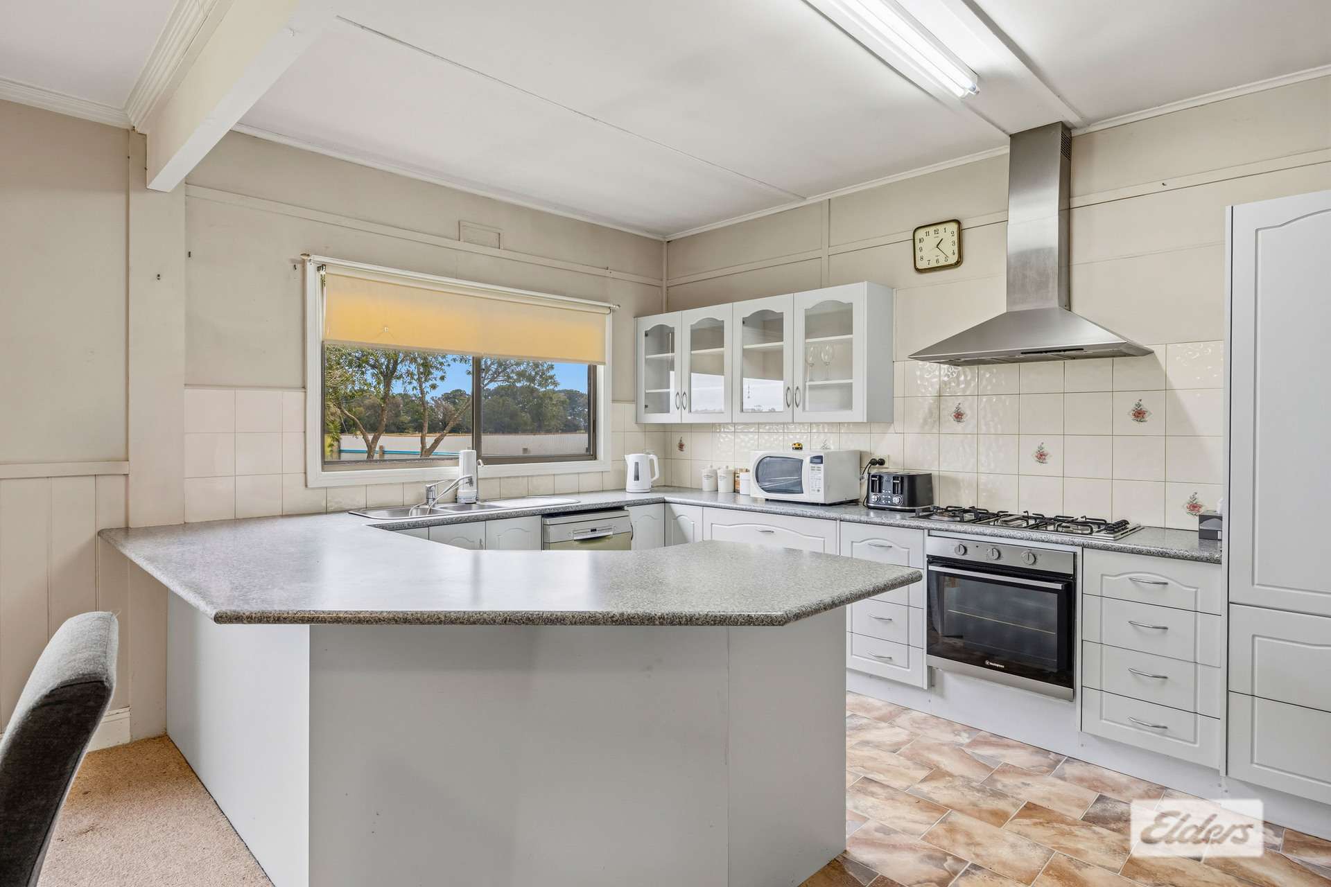 112 Lynches Crossing Road, Bornes Hill For Sale by Farmbuy.com - image 5
