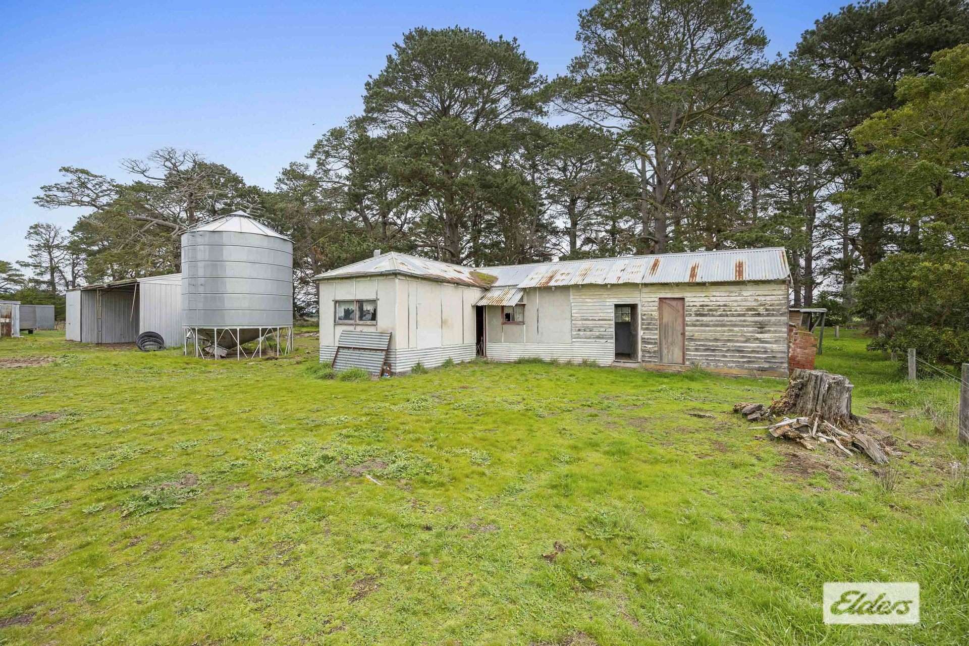 112 Lynches Crossing Road, Bornes Hill For Sale by Farmbuy.com - image 25