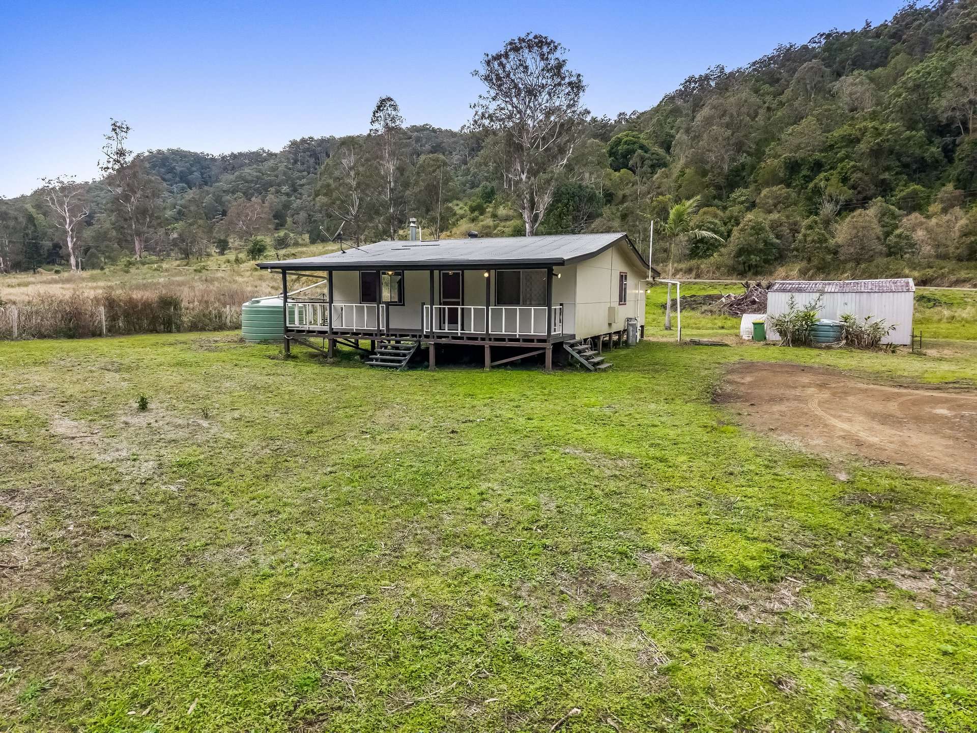 2015 Collins Creek Road, Collins Creek For Sale by Farmbuy.com - image 21