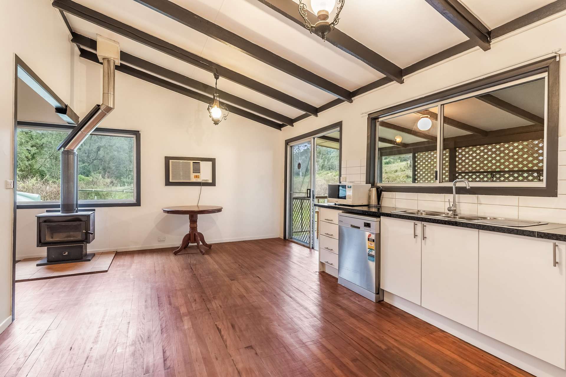 2015 Collins Creek Road, Collins Creek For Sale by Farmbuy.com - image 10