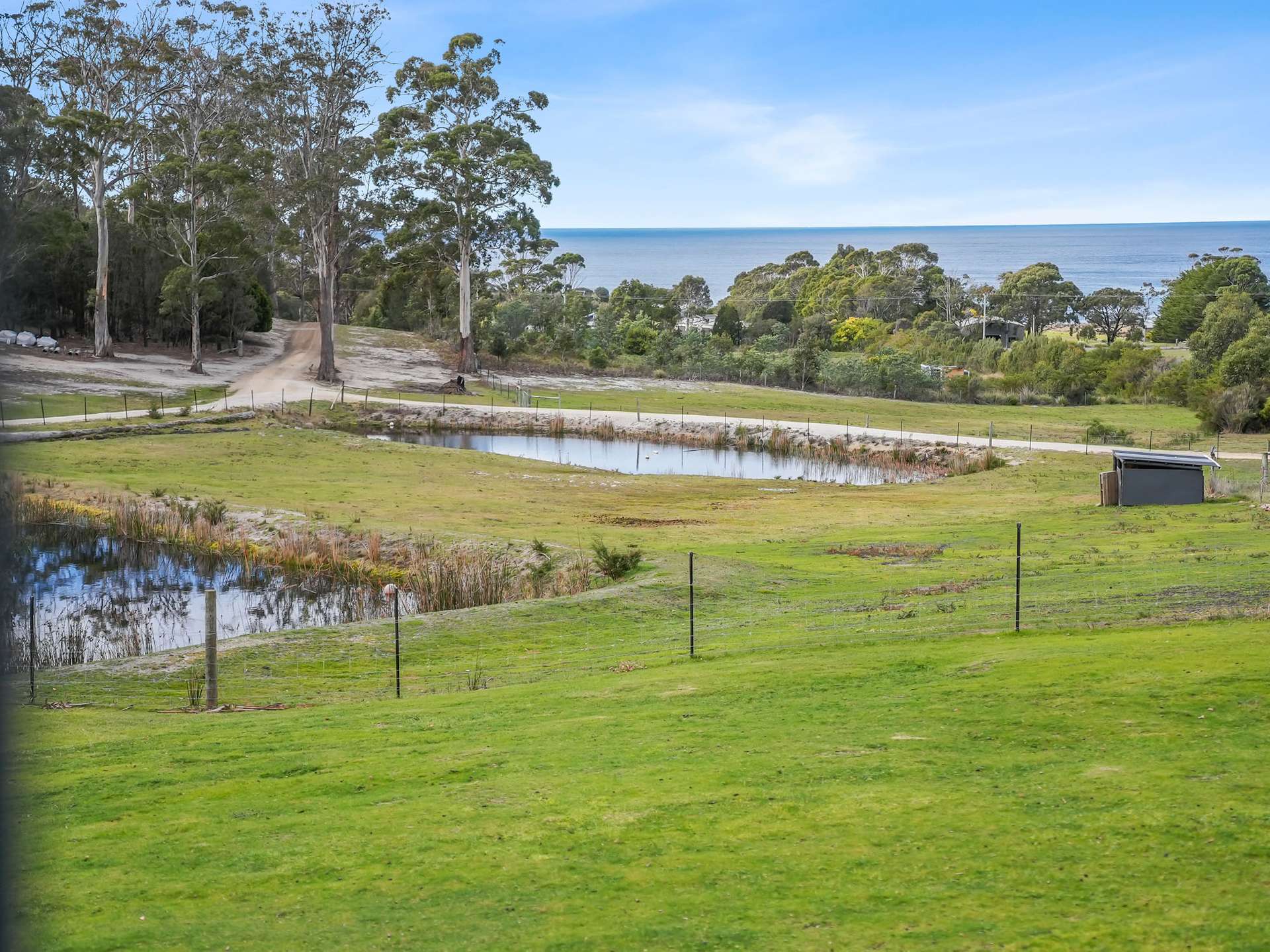 40 Harveys Farm Road, Bicheno For Sale by Farmbuy.com - image 21