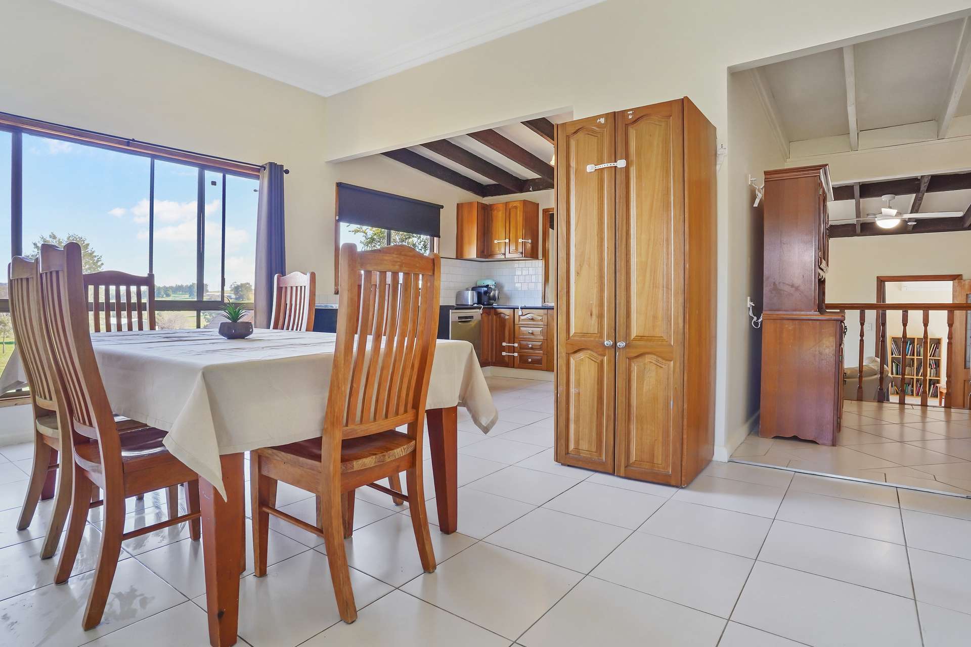 14 Willowvale Road, Cowra For Sale by Farmbuy.com - image 3