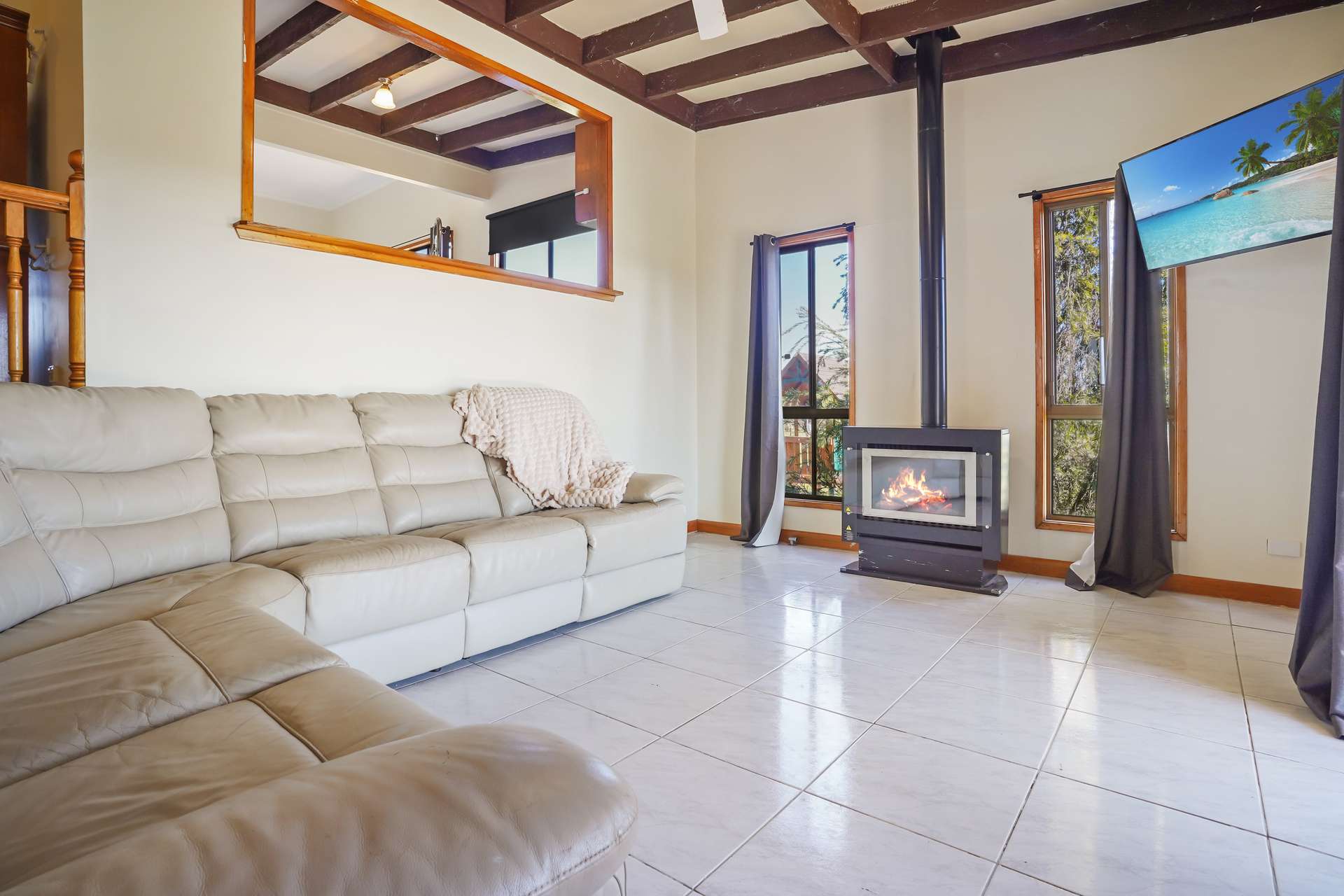 14 Willowvale Road, Cowra For Sale by Farmbuy.com - image 8