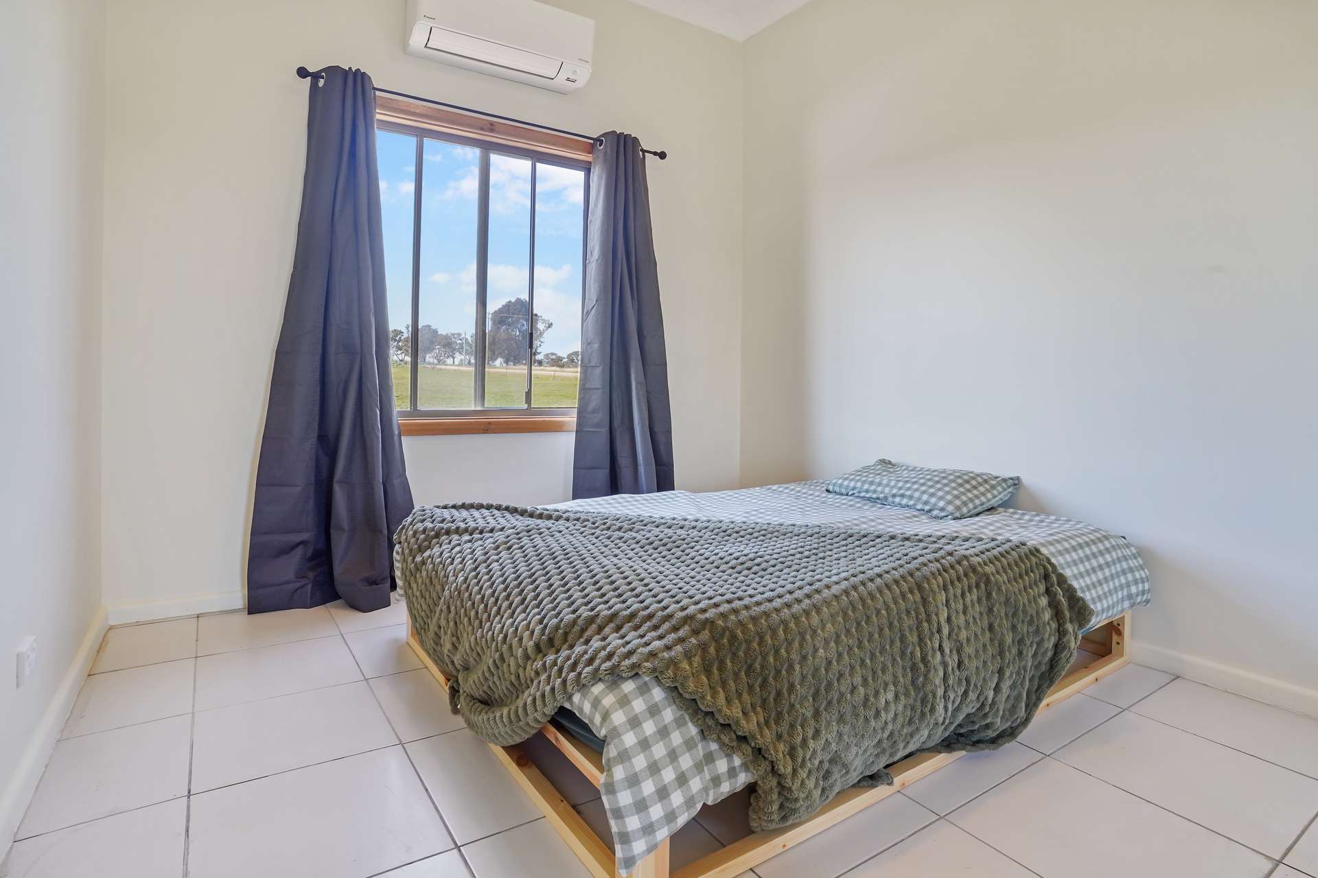 14 Willowvale Road, Cowra For Sale by Farmbuy.com - image 10