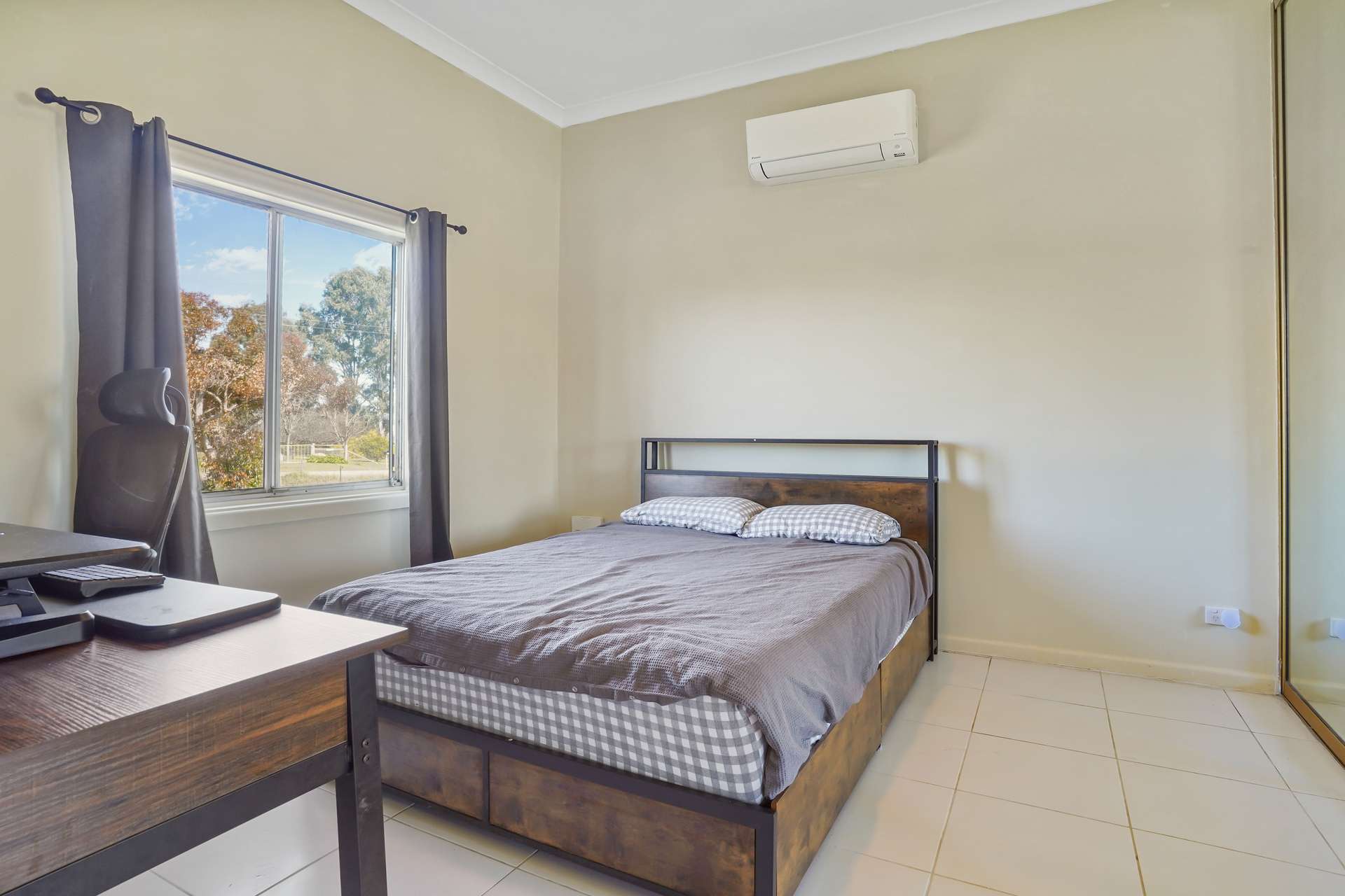 14 Willowvale Road, Cowra For Sale by Farmbuy.com - image 11