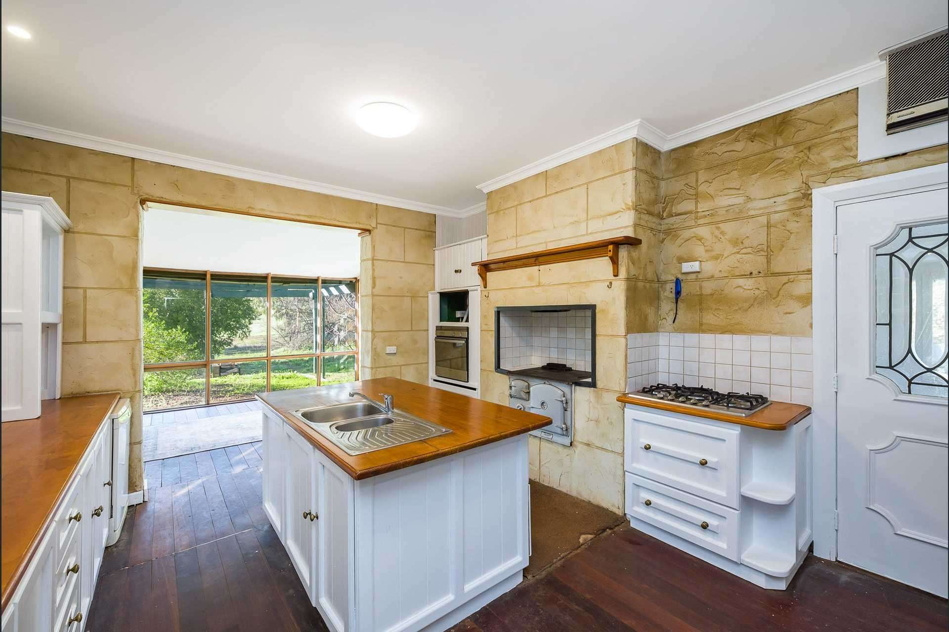 163 Wells Glover Road, Bindoon For Sale by Farmbuy.com - image 13