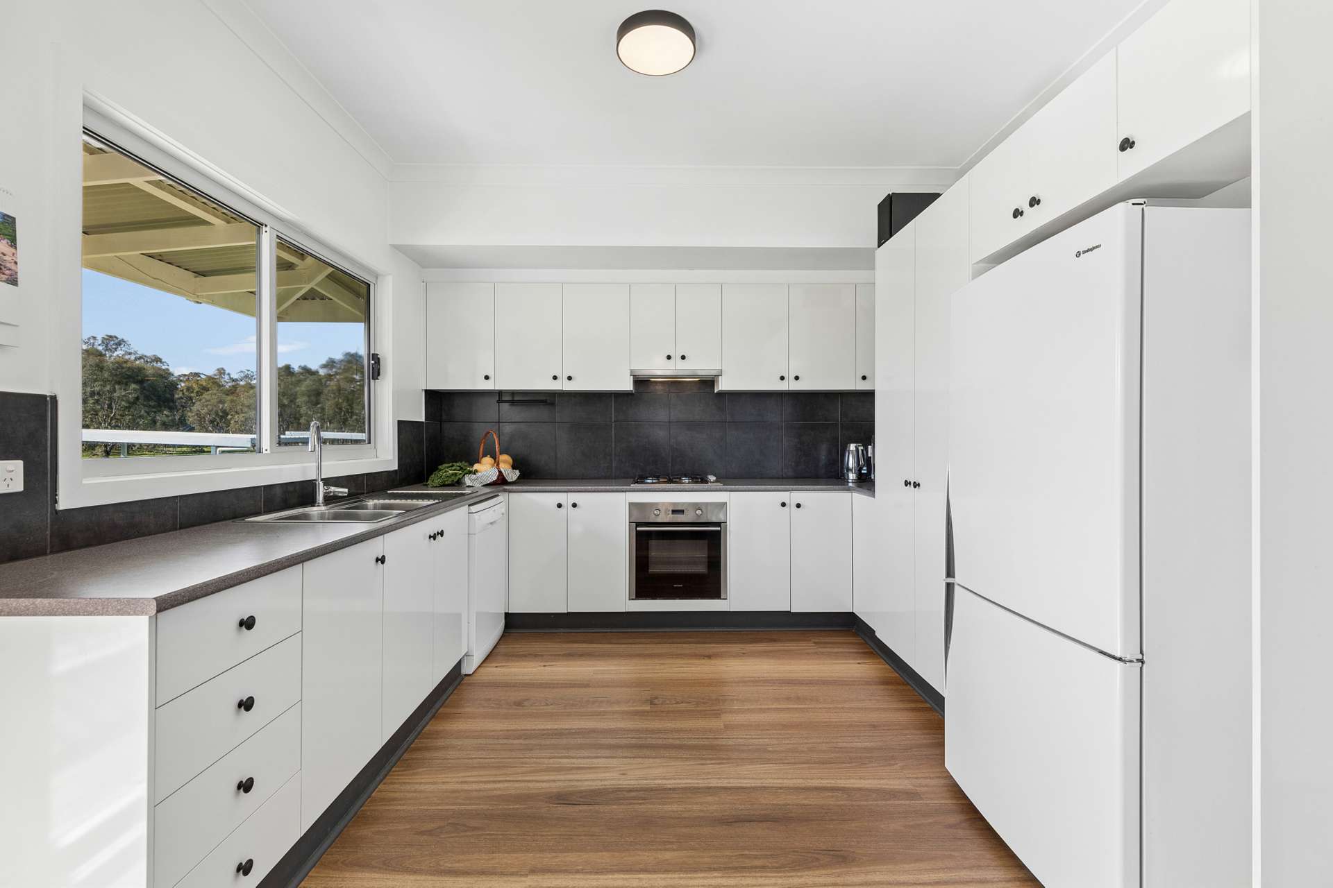 205 Hirds Road, Heathcote For Sale by Farmbuy.com - image 3