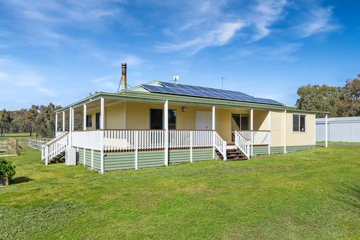 Farm For Sale - VIC - Heathcote - 3523 - LIVE THE GOOD LIFE 