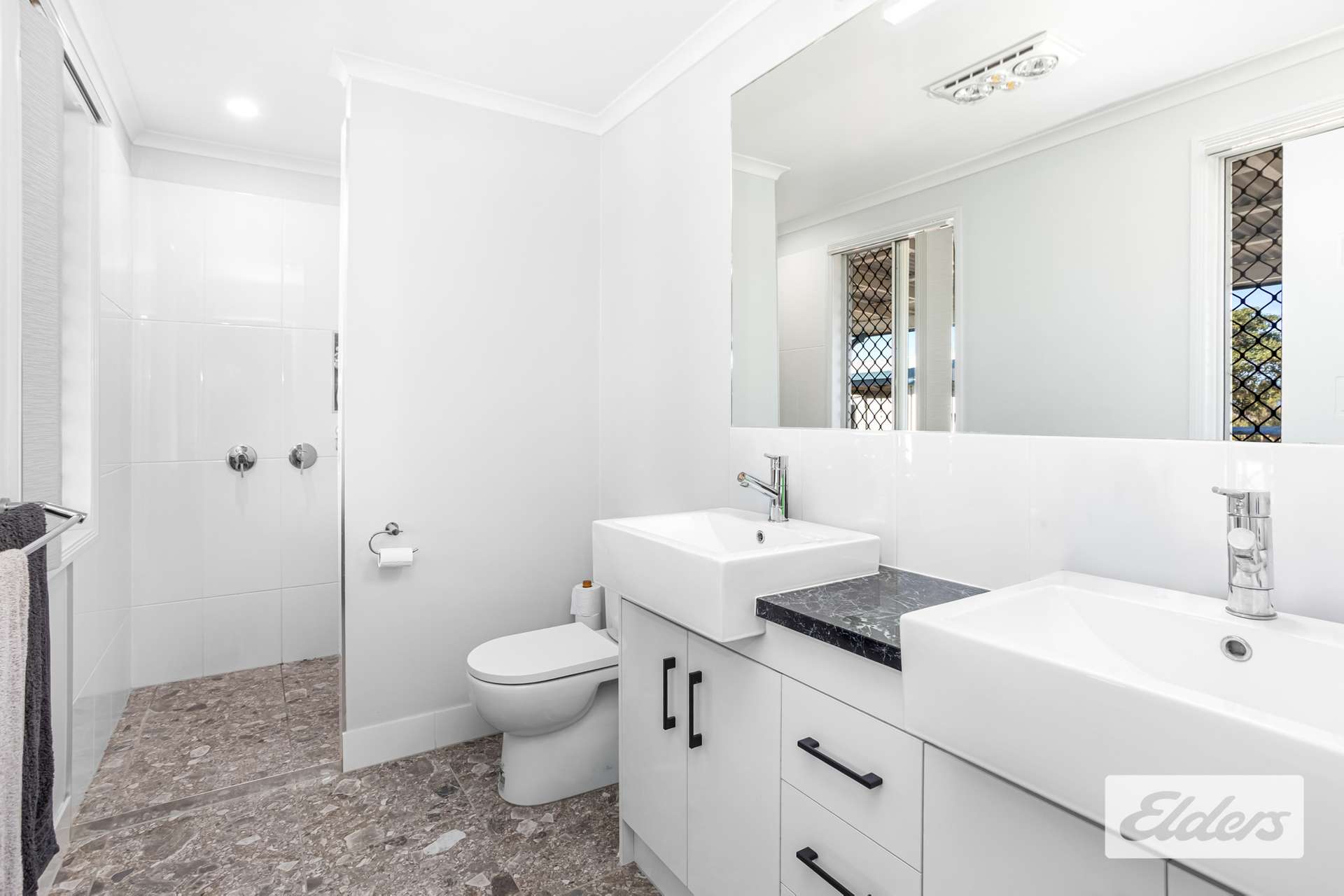 356 Mount Larcom-Bracewell Road, Machine Creek For Sale by Farmbuy.com - image 16